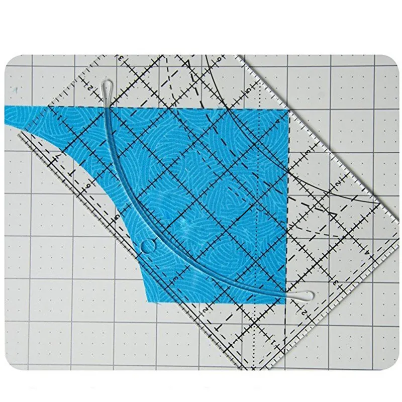 Magic Curve Cutting Ruler