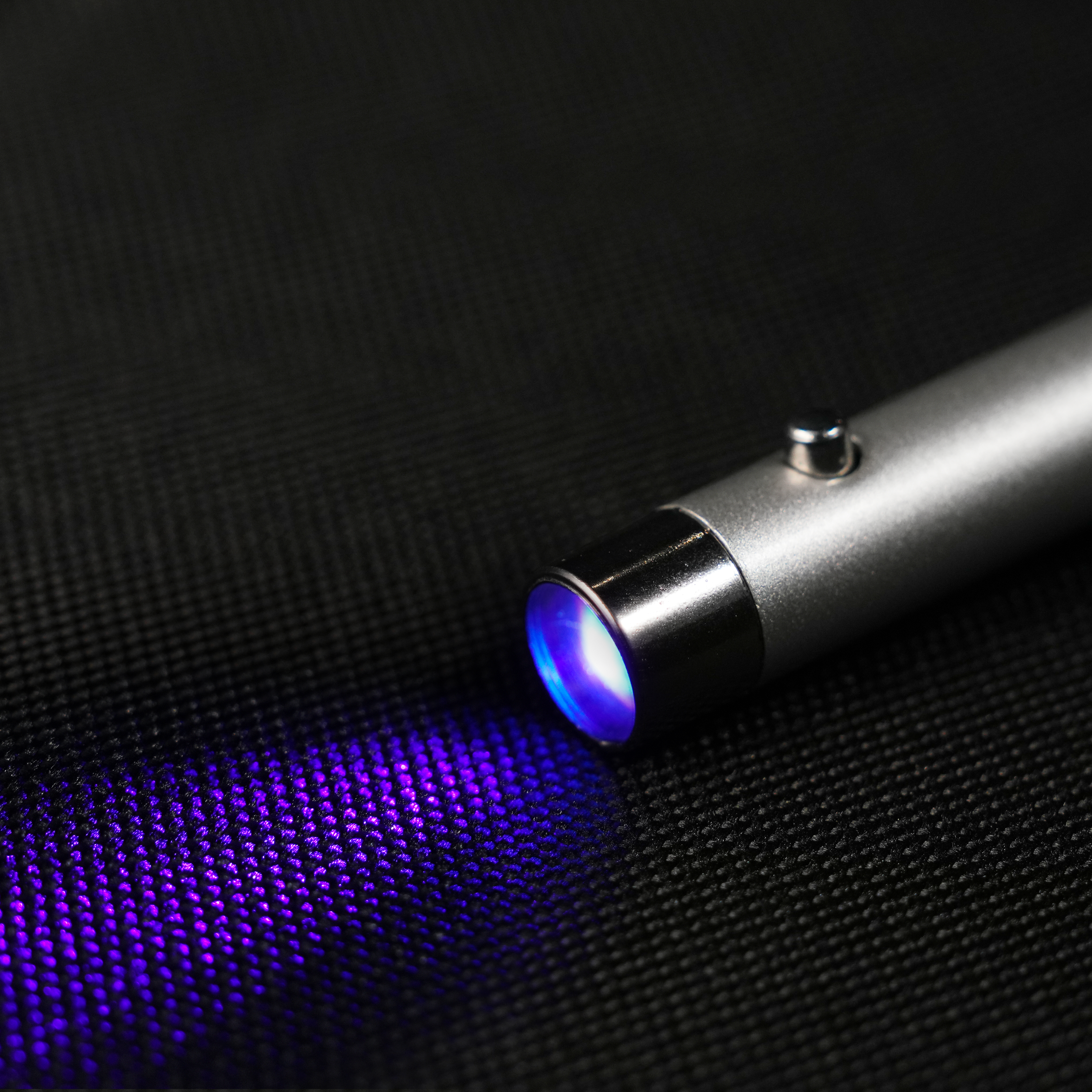 Ultraviolet lamp
