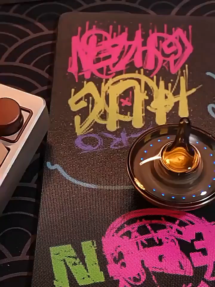 Electric Inception-style Spinning Top by EKETOP