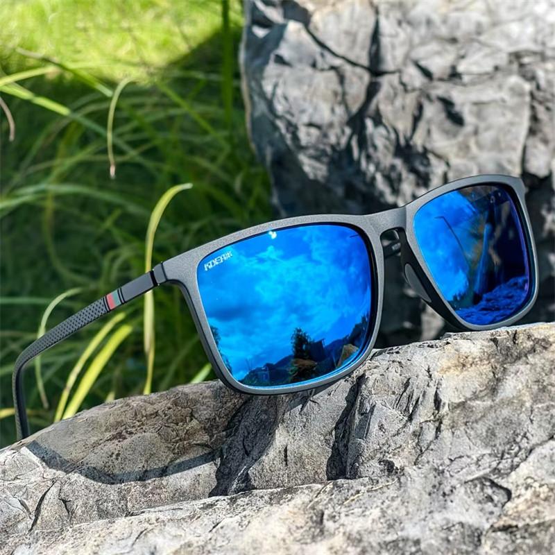 POLARIZED SPORT SUNGLASSES