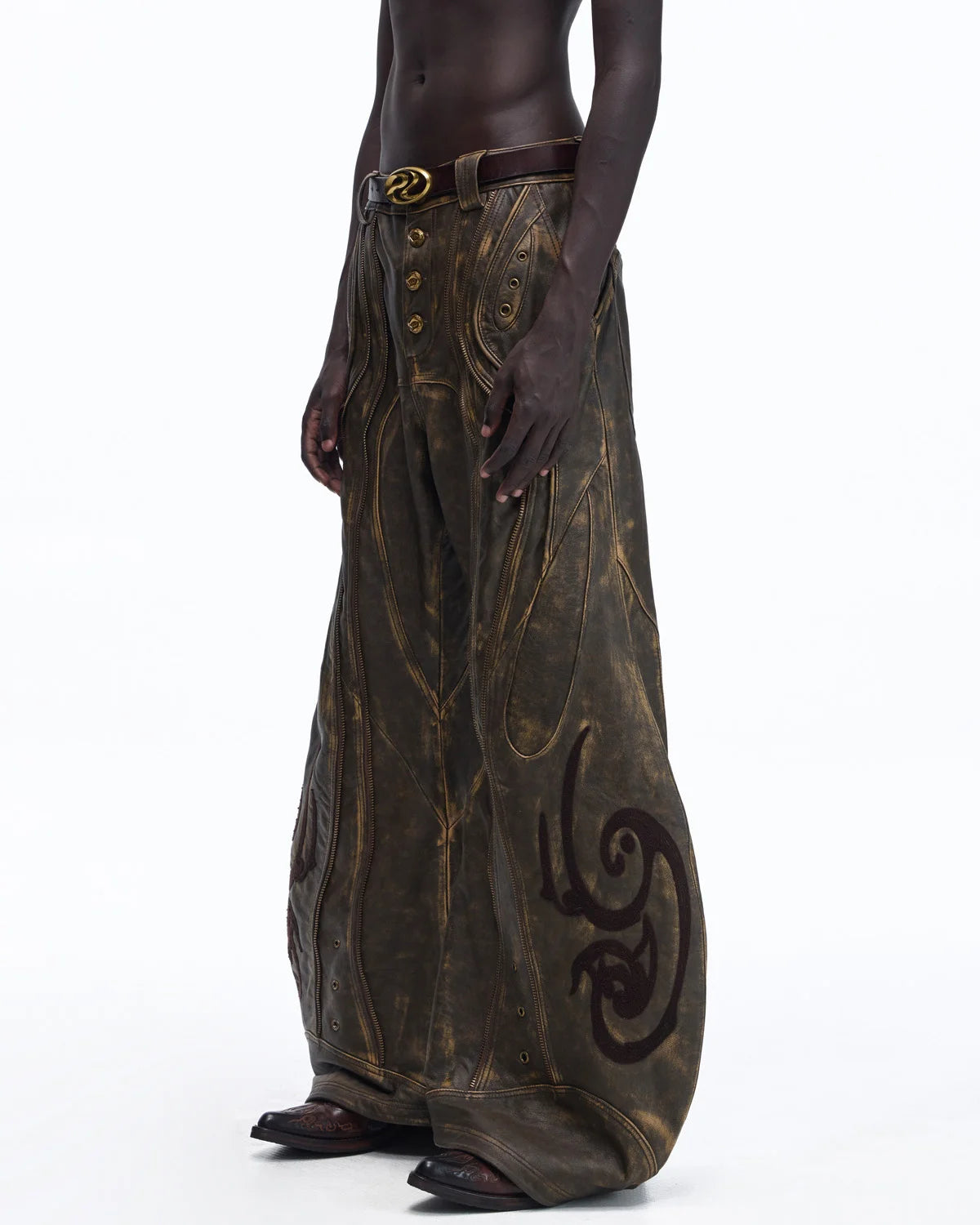Personsoul Structured Totem Curved-leg Calf Leather Pants