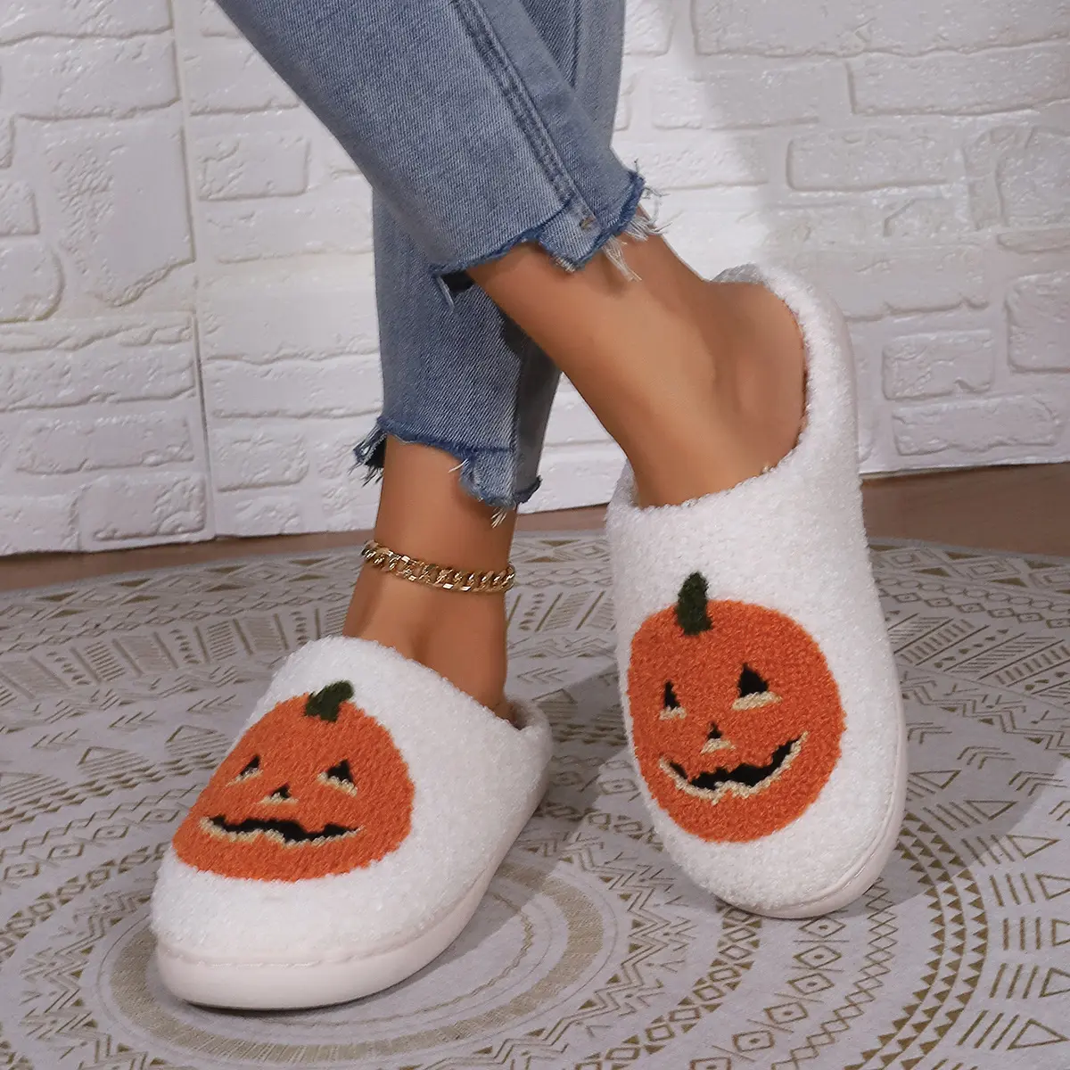 Women Men Comfy Faux Fur Lined Skull Pumpkin Plush Slippers Antislip Soft Sole House Shoes Bedroom Shoes Flat Slides Fluffy Footwear Halloween gift