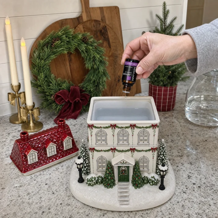 Homeandhappen - Mistletoe Lane Diffuser For Christmas