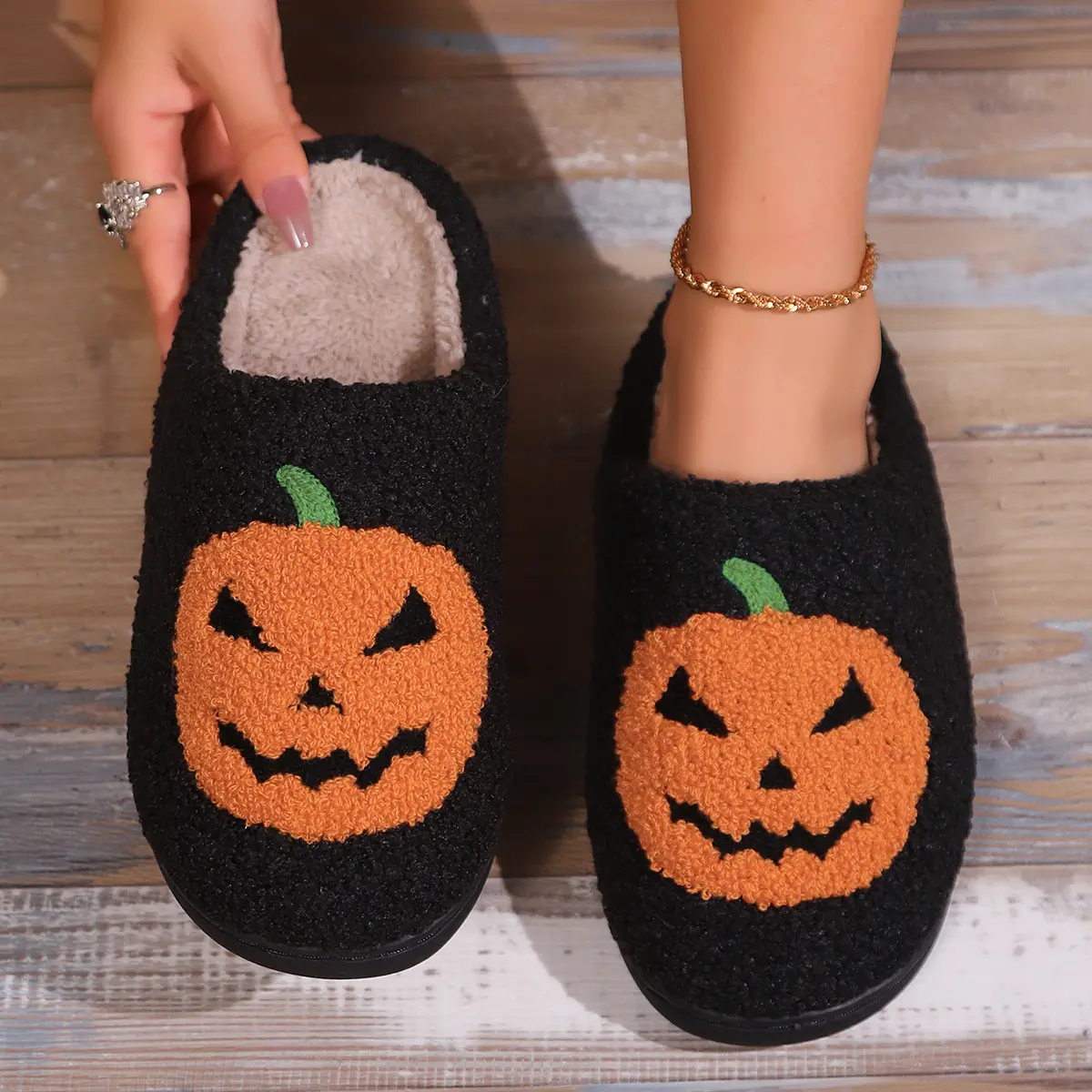Women Men Comfy Faux Fur Lined Skull Pumpkin Plush Slippers Antislip Soft Sole House Shoes Bedroom Shoes Flat Slides Fluffy Footwear Halloween gift