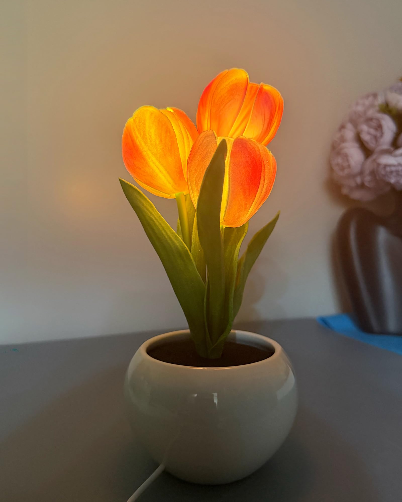 LED Tulip Flower Table Lamp – Romantic Pink Night Light with Vase for Bedroom, Desk & Cozy Home Decor