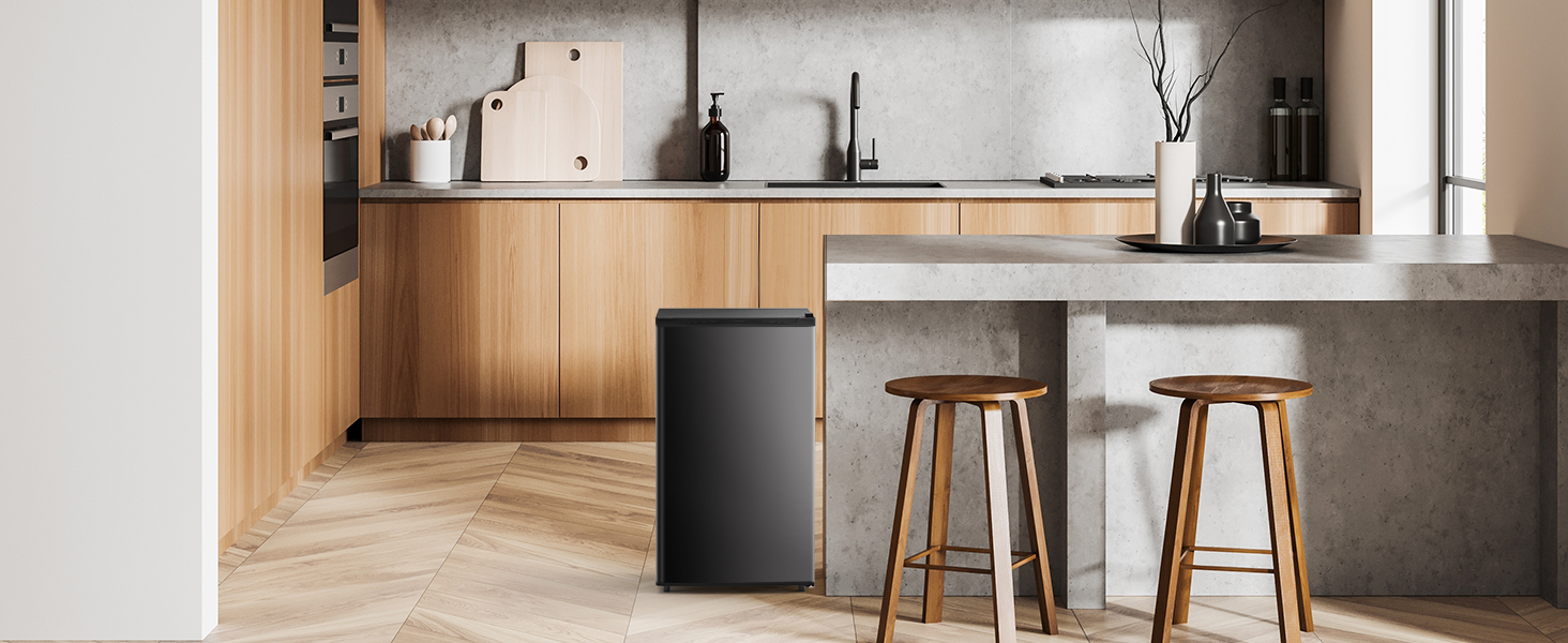 3.2 Cu.Ft Mini Fridge with Freezer Small Refrigerator Single Door Energy-efficient Low Noise