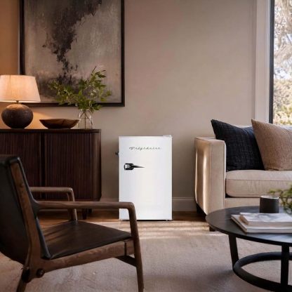 ❄️ Refrigerador compacto retro Frigidaire con enfriador, refrigerador de mostrador de 3.2 pies cúbicos con abridor de botellas incorporado, ideal para oficina, dormitorio, residencia estudiantil o cabaña