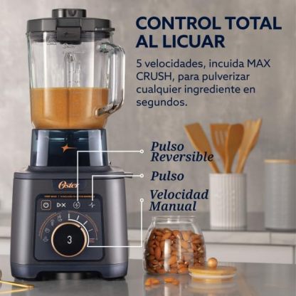 Oster Licuadora Profesional Titan de 2200 W con 4 Programas para Salsa, Sopa, Smoothie y Malteadas, 5 Velocidades, Vaso de Vidrio 2.5 L, Cuchilla de Acero Inoxidable, más Vaso Portátil, BLSTXT-XG