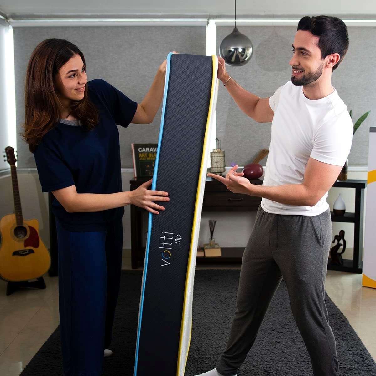Voltti Colchón King Doble Confort | 20 CM | Reversible con 2 Diferentes Firmezas | Nano Memory Foam | Ergonómico y Ortopédico | Disminuye Puntos de Presión
