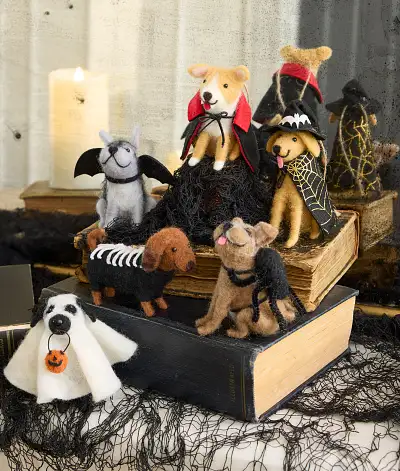 Howl-o-ween Hounds Felt Ornament Set