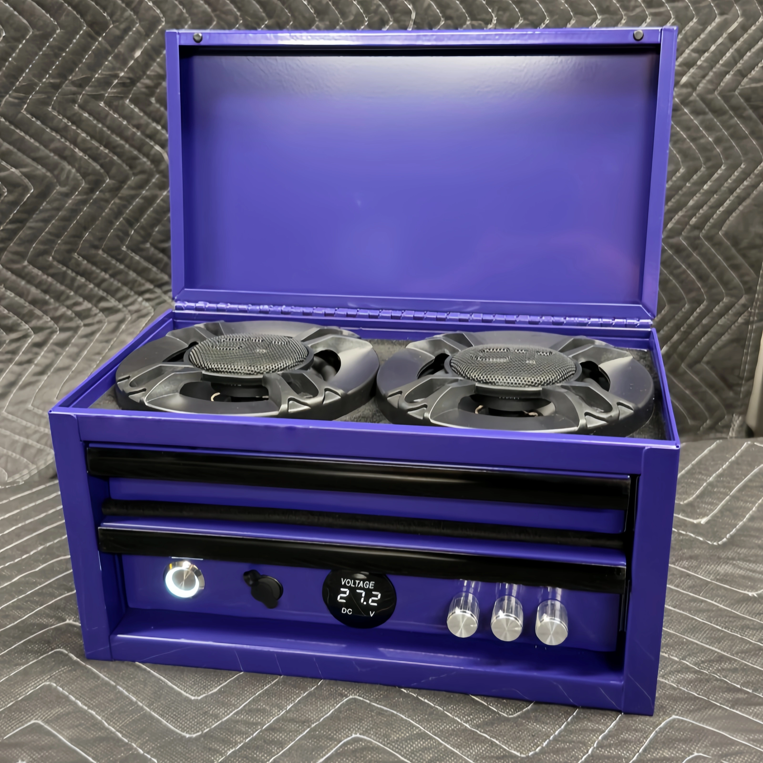 Hardcore DIY build! 24V mini-toolbox Bluetooth speaker—powerful sound with a built-in charger🧰🎵