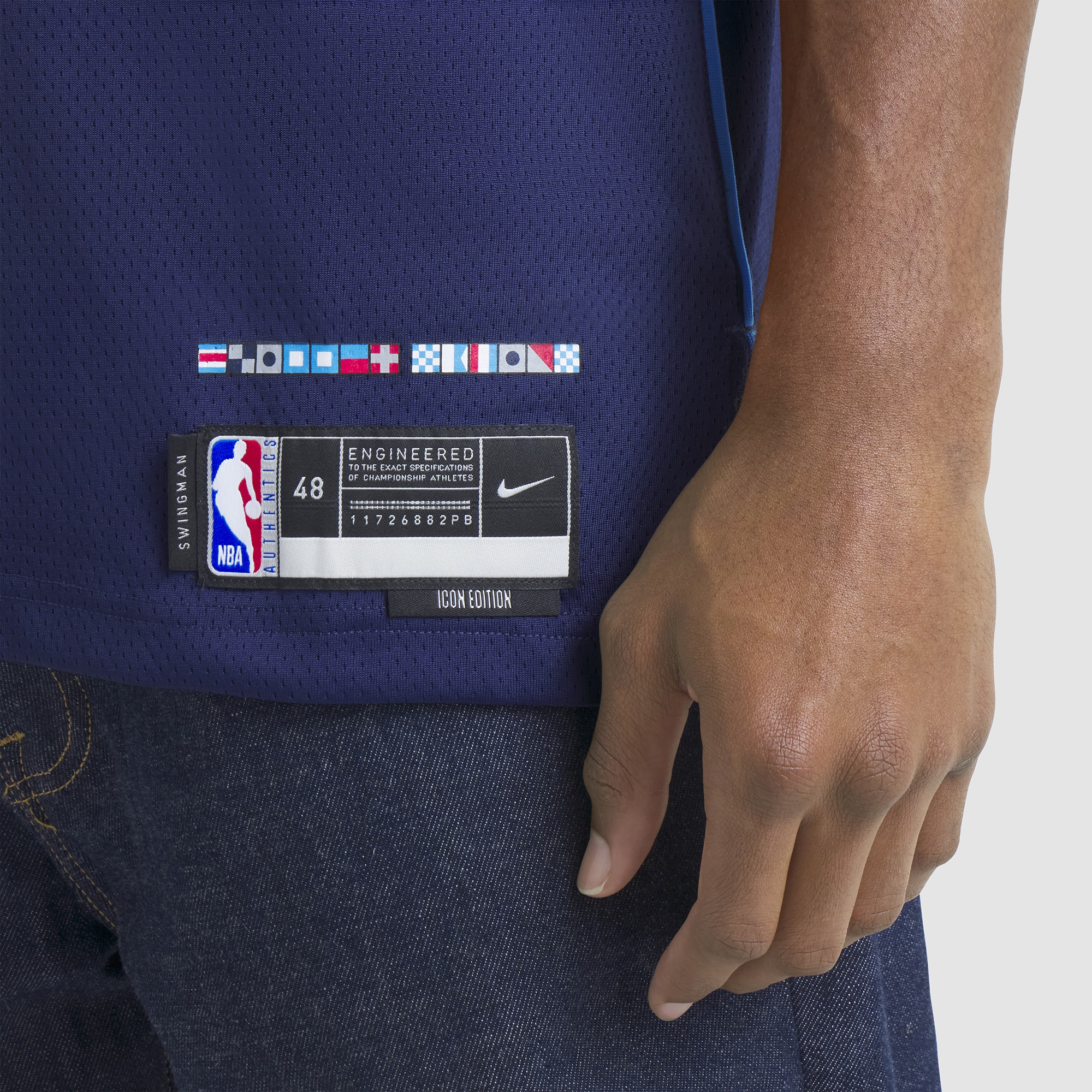Kawhi Leonard #2 LA Clippers Unisex 2024/25 Swingman Jersey - Navy - Icon Edition - angle 9