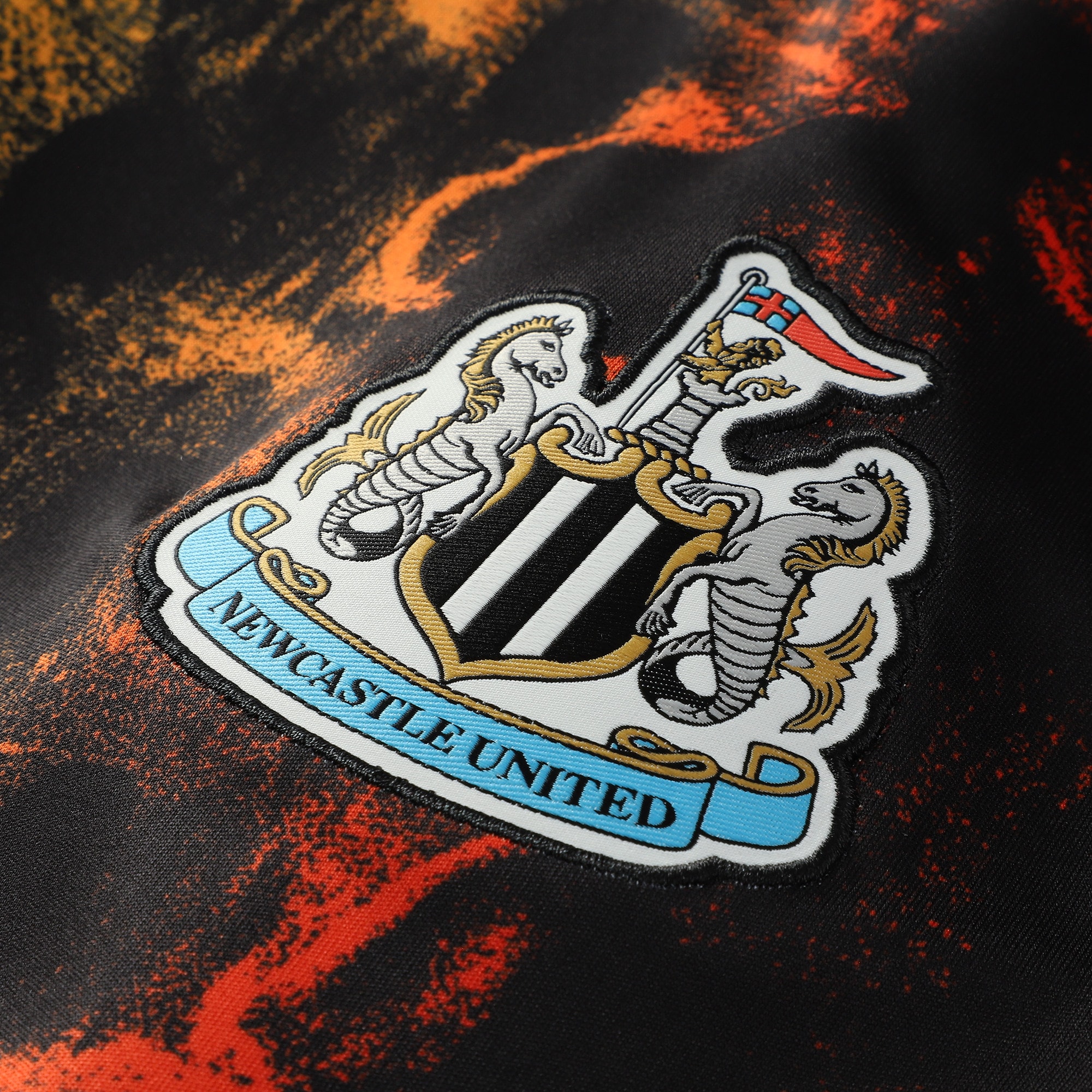 Newcastle United 2025/26 AEROREADY Pre-Match Jersey Top - Black - angle 6