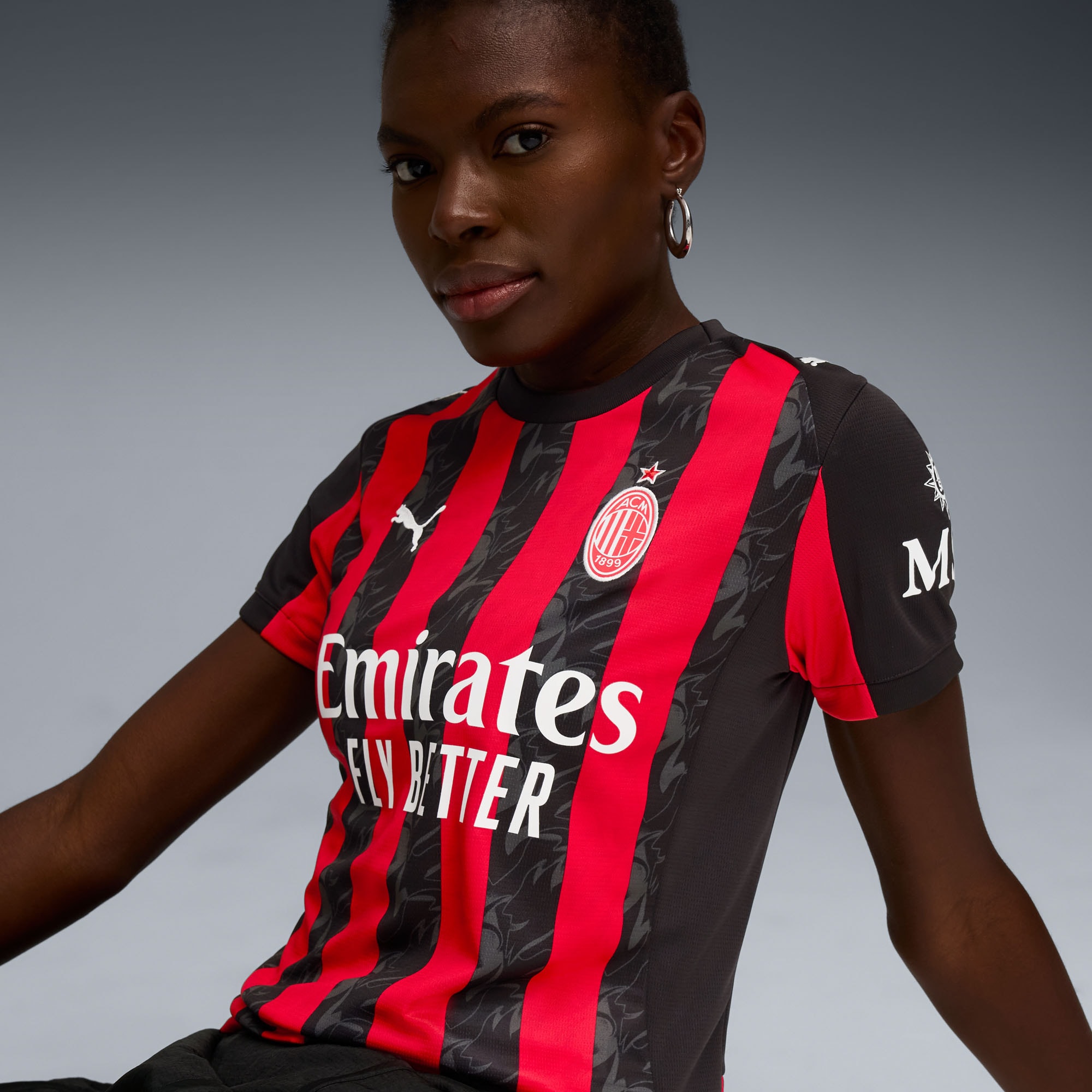 AC Milan Women's 2025/26 Home Replica Jersey - Red - angle 7