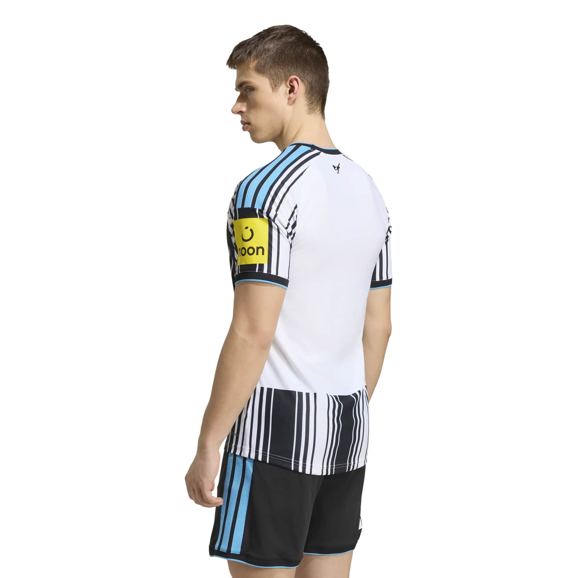 Newcastle United Home 2026/27 Jersey - Black - angle 3