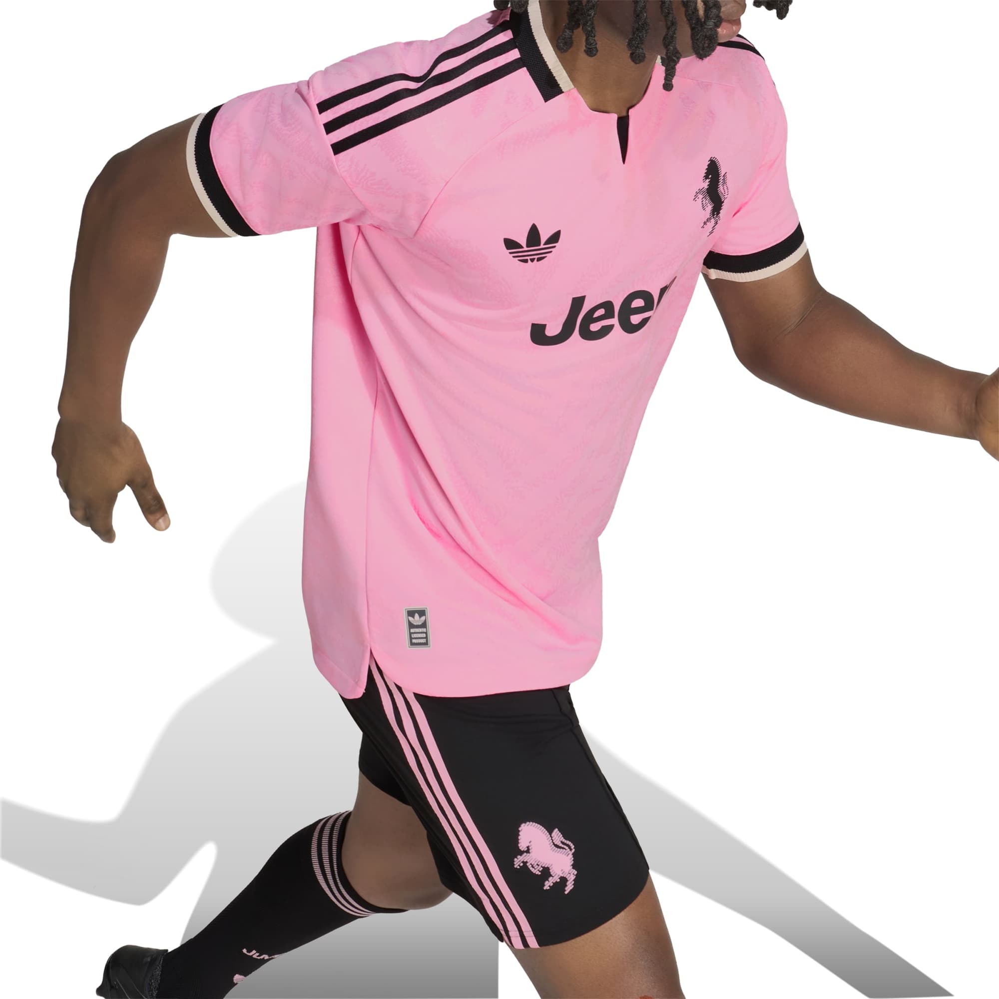 Juventus 2026/27 Away On-Field Jersey - Pink - angle 7