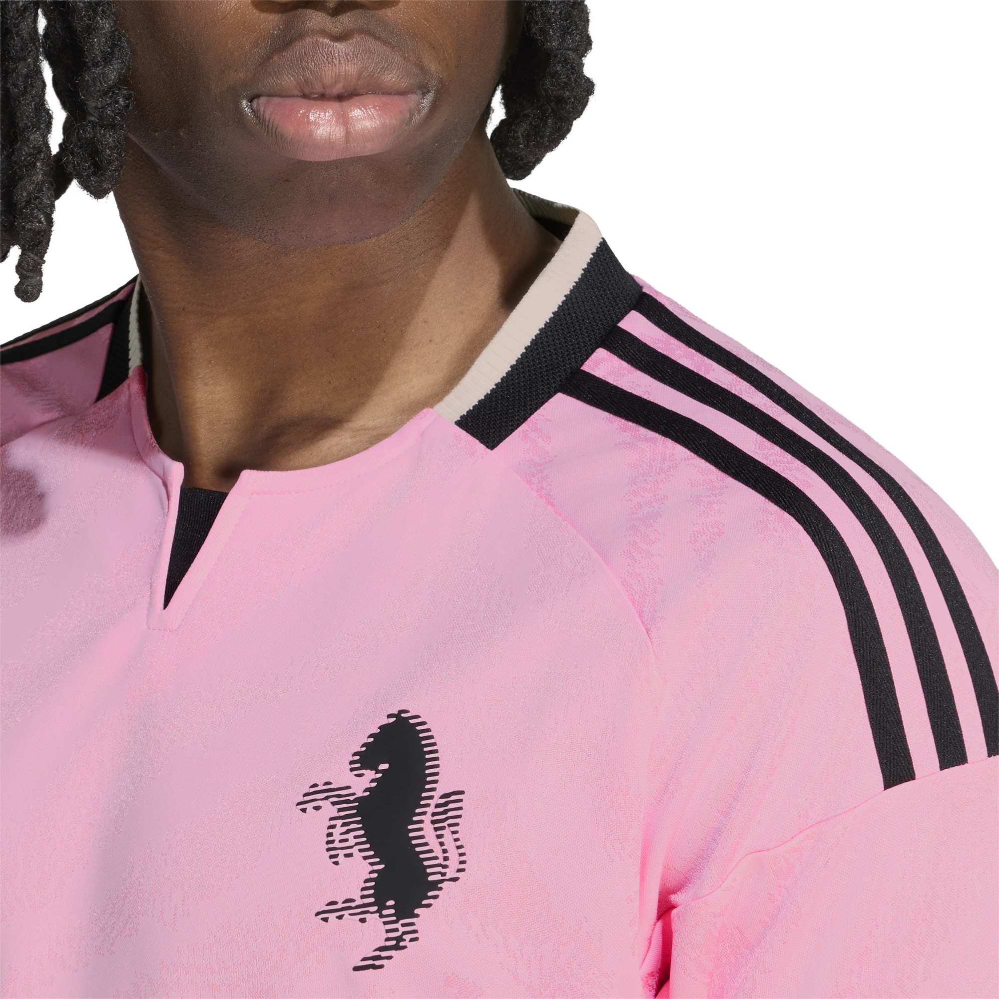 Juventus 2026/27 Away On-Field Jersey - Pink - angle 8