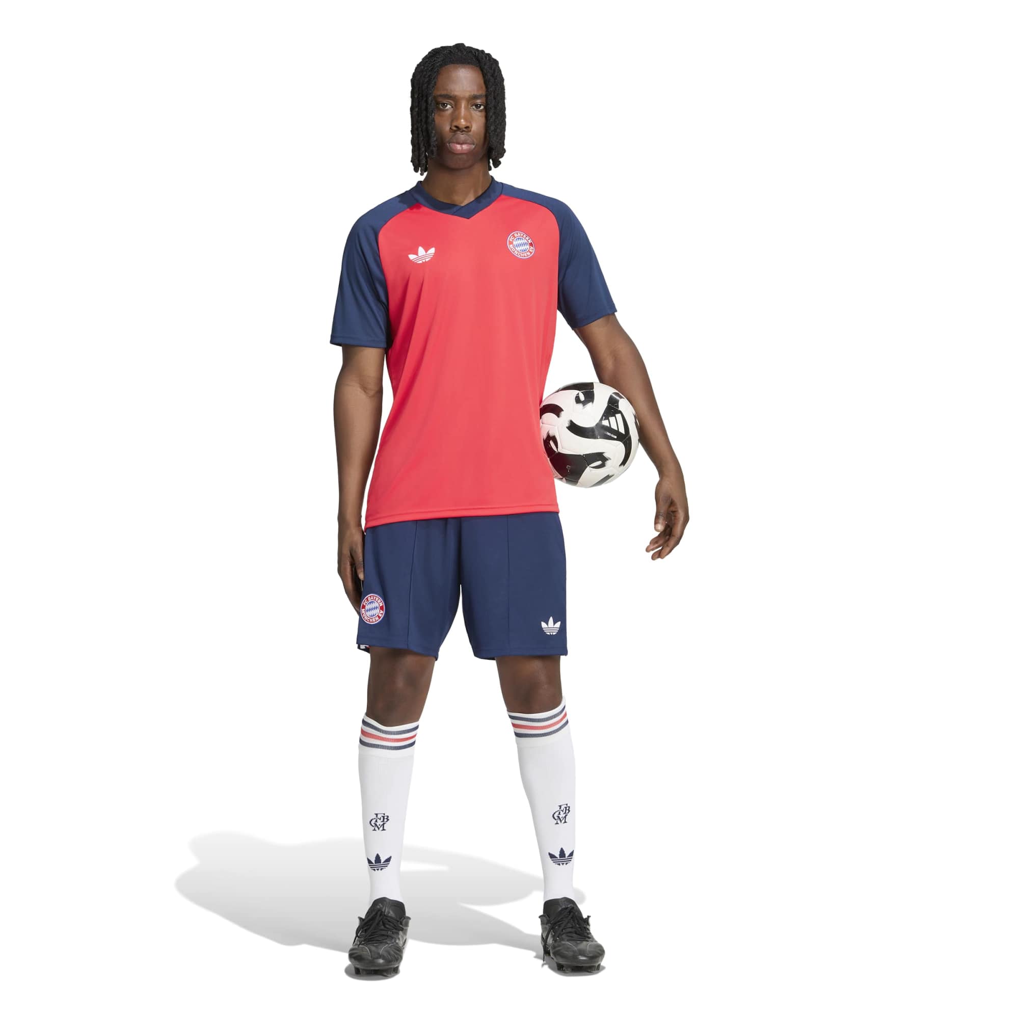 Bayern Munich 2026/27 Away Pre-Match Jersey Top - Red - angle 10
