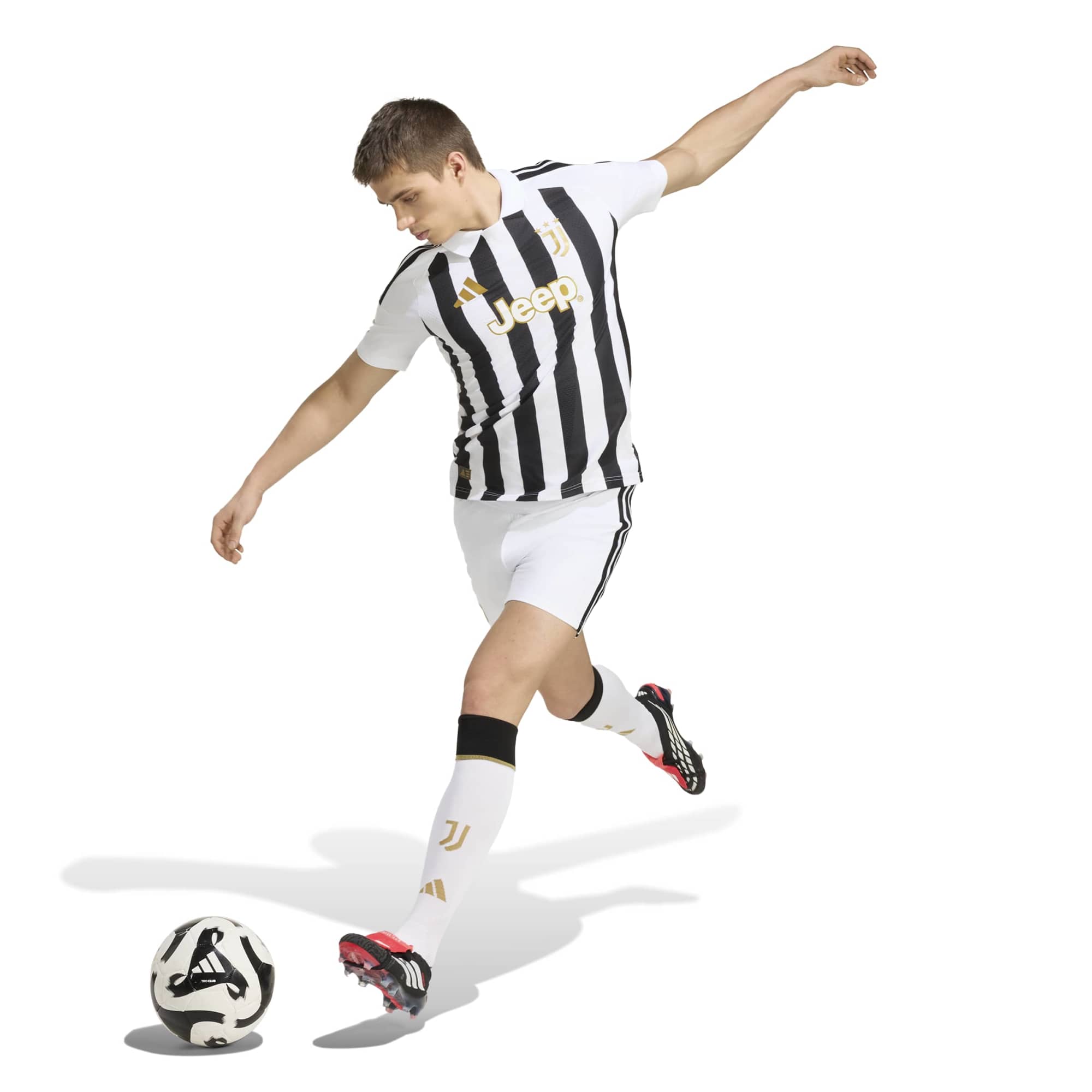 Juventus 2026/27 Home On-Field Jersey - White - angle 4