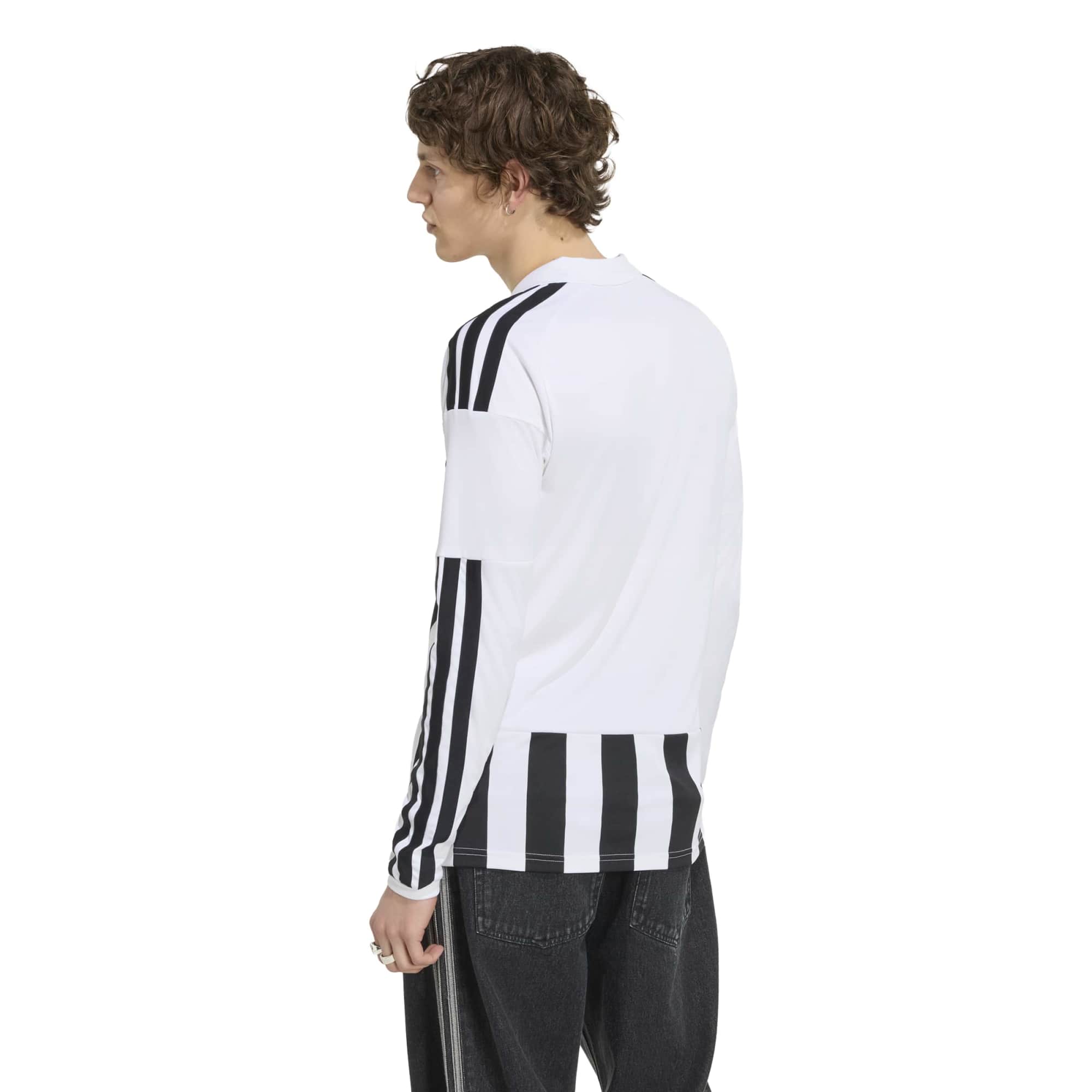 Juventus 2026/27 Home Replica Long Sleeve Jersey - White - angle 4