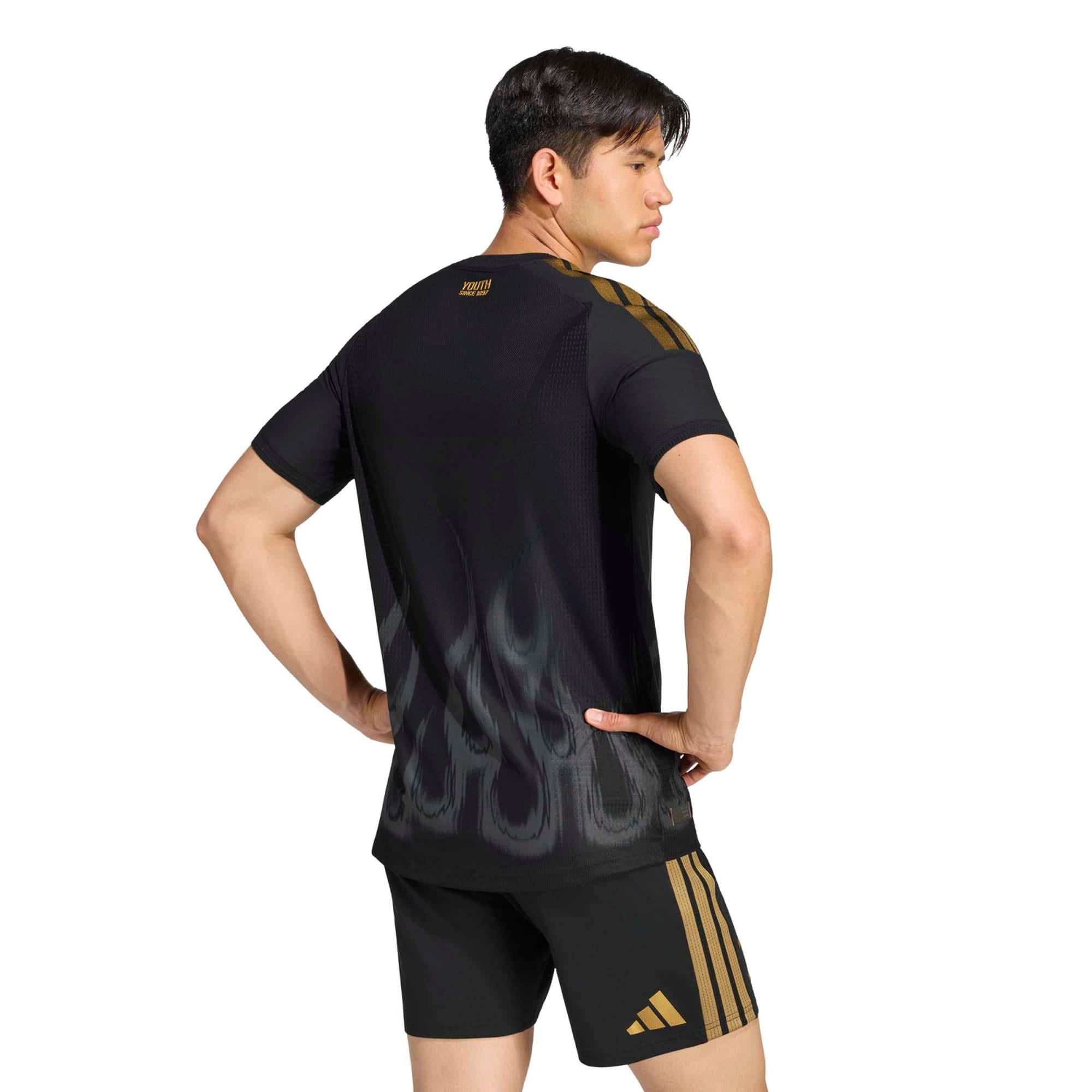 Juventus 2026/27 Third On-Field Jersey - Black - angle 4