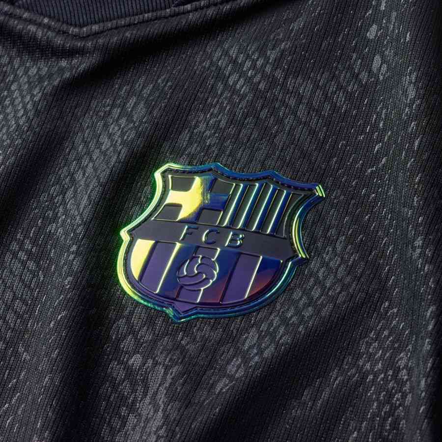 Barcelona PRE ORDER Away Kids Kit 2026/27 - angle 5