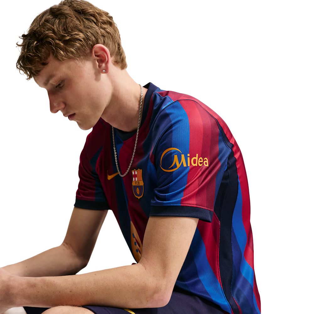 FC Barcelona Home Jersey 2026/27 - angle 6