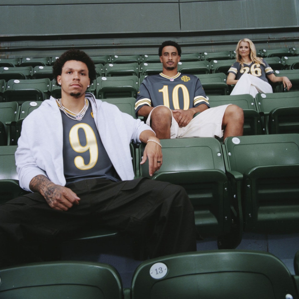 Rep Green Bay Packers in style with jerseys from FanWearStyle. Authentic designs, fast shipping, fan-first service.