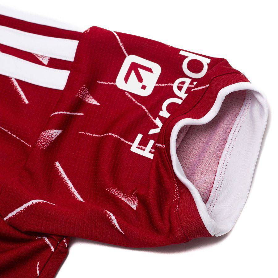Liverpool Home Women Uniform 2026/27 - angle 5