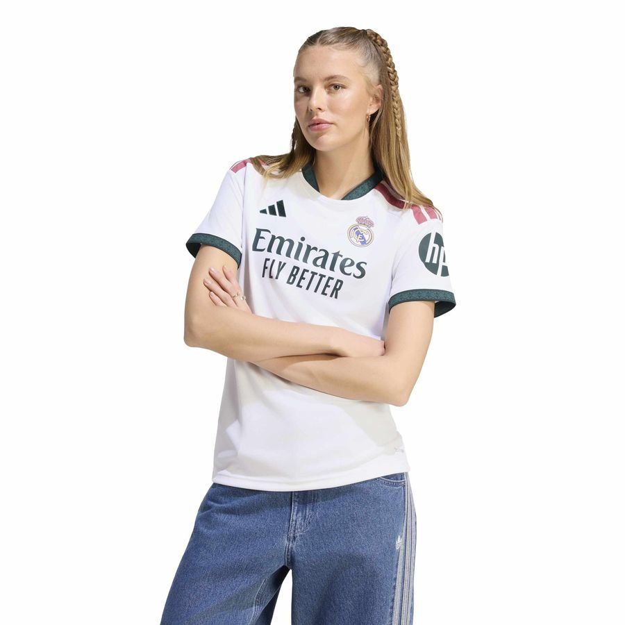 Real Madrid Home Women Uniform 2026/27 - angle 2