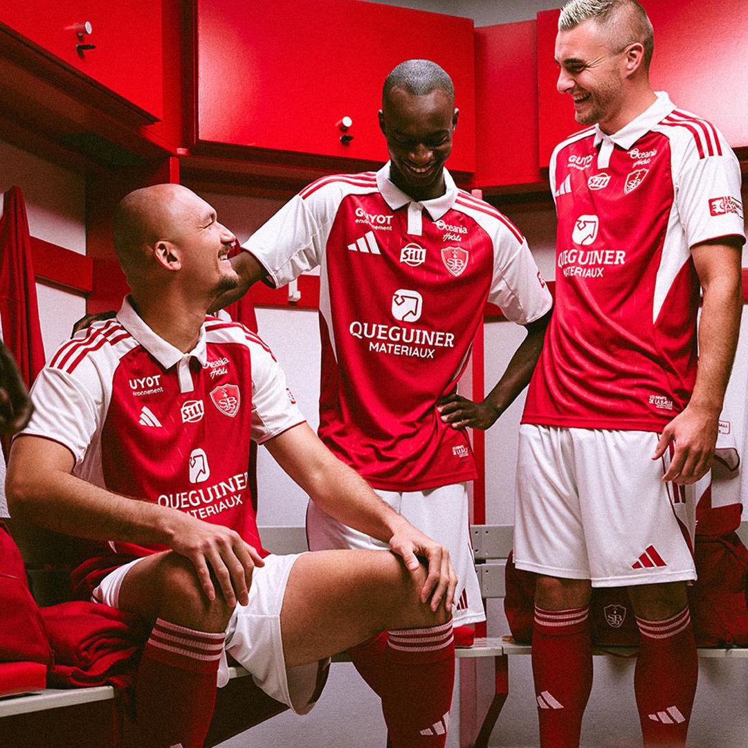 Brest Kit Revealed 25 26 Home