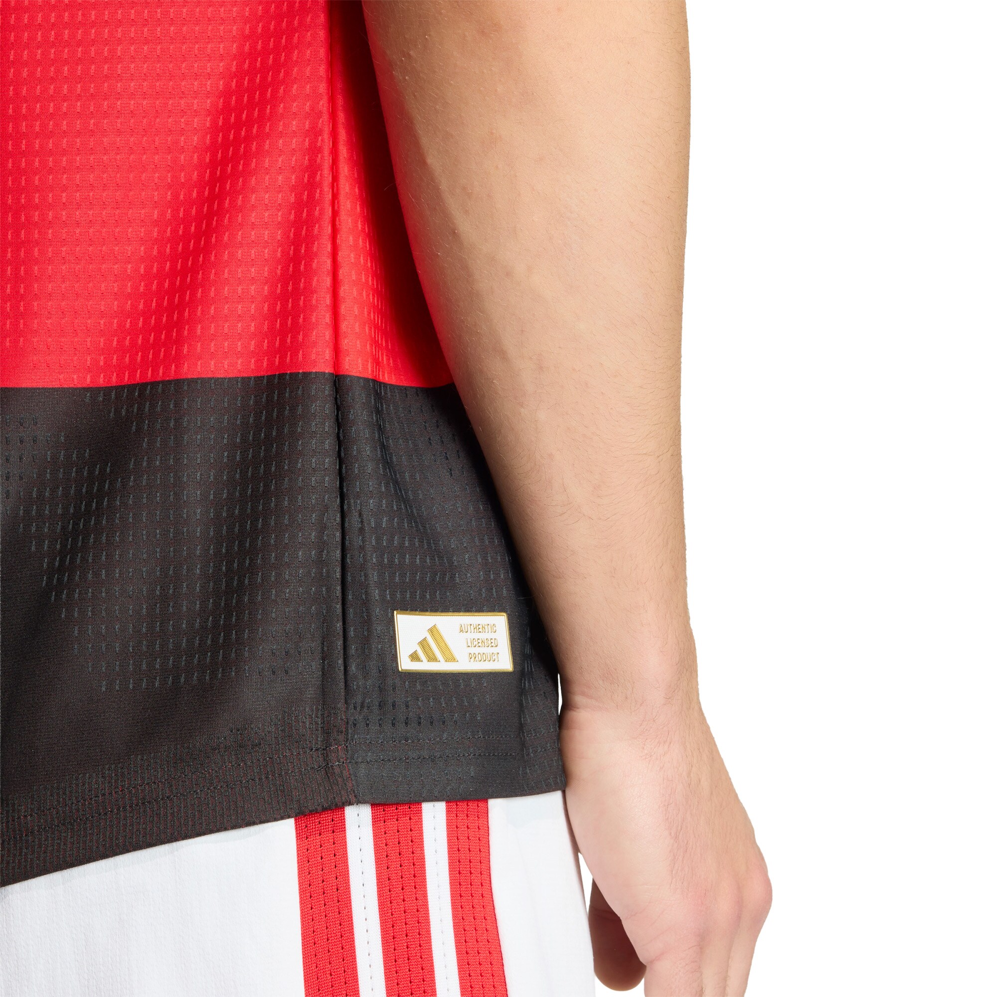 CR Flamengo 2026 Home Jersey - Red - angle 8