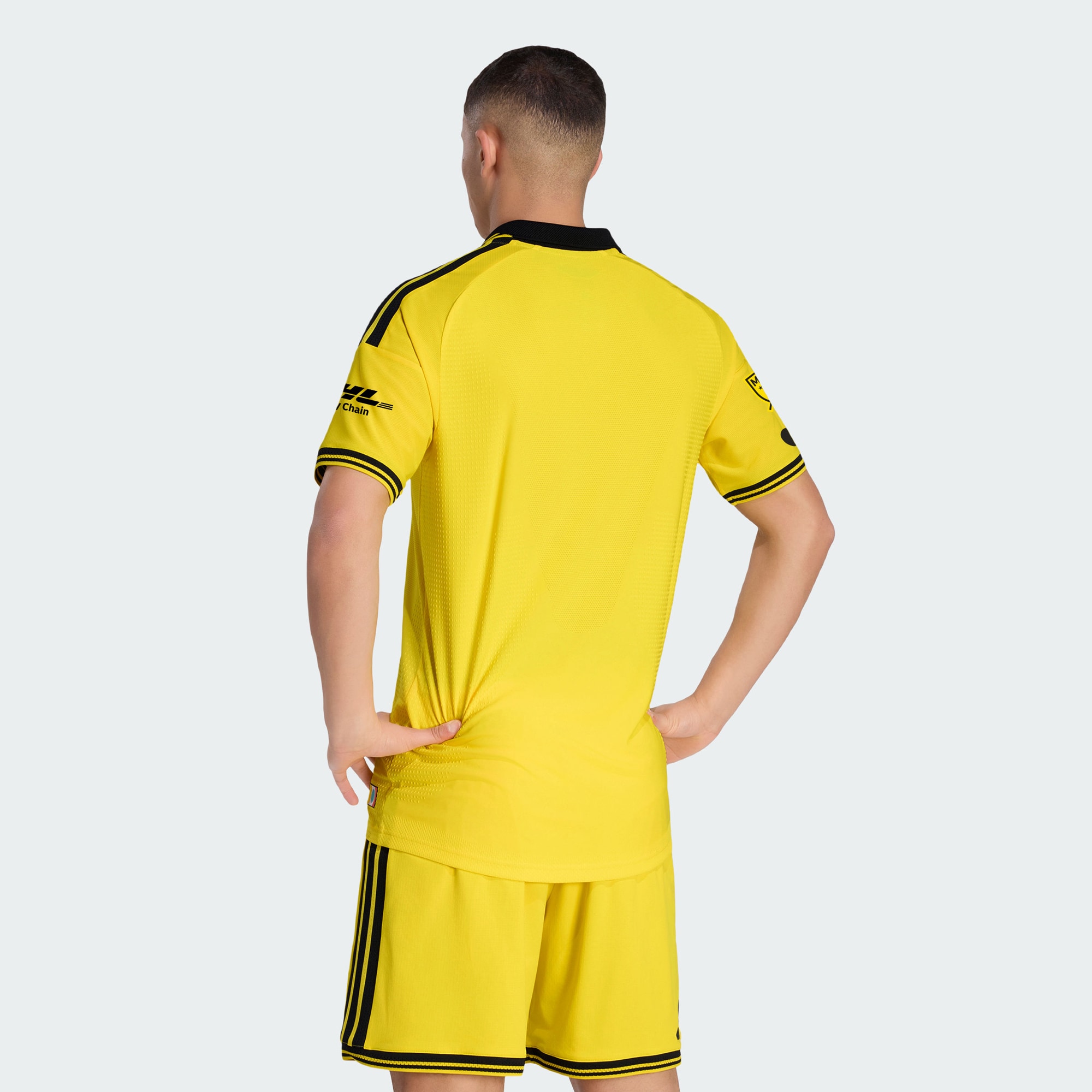 Columbus Crew 2026 The Crafted for Excellence Kit On-Field Patch Jersey - Yellow - angle 4