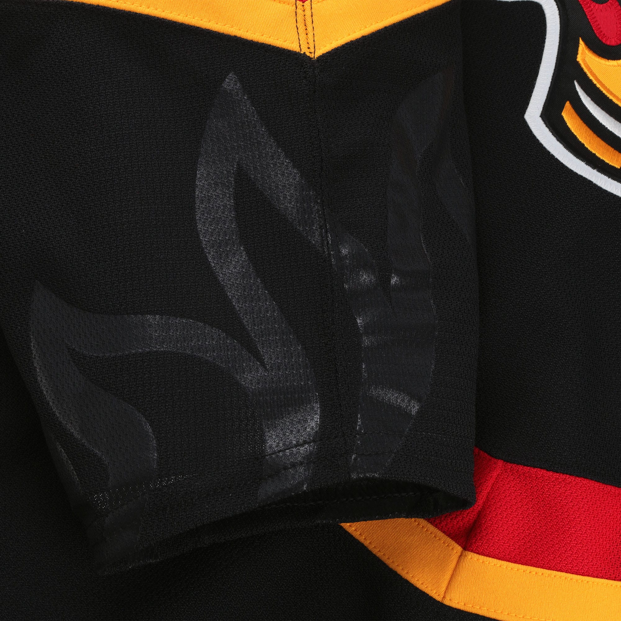 Calgary Flames Alternate Pro Jersey - Black - angle 8