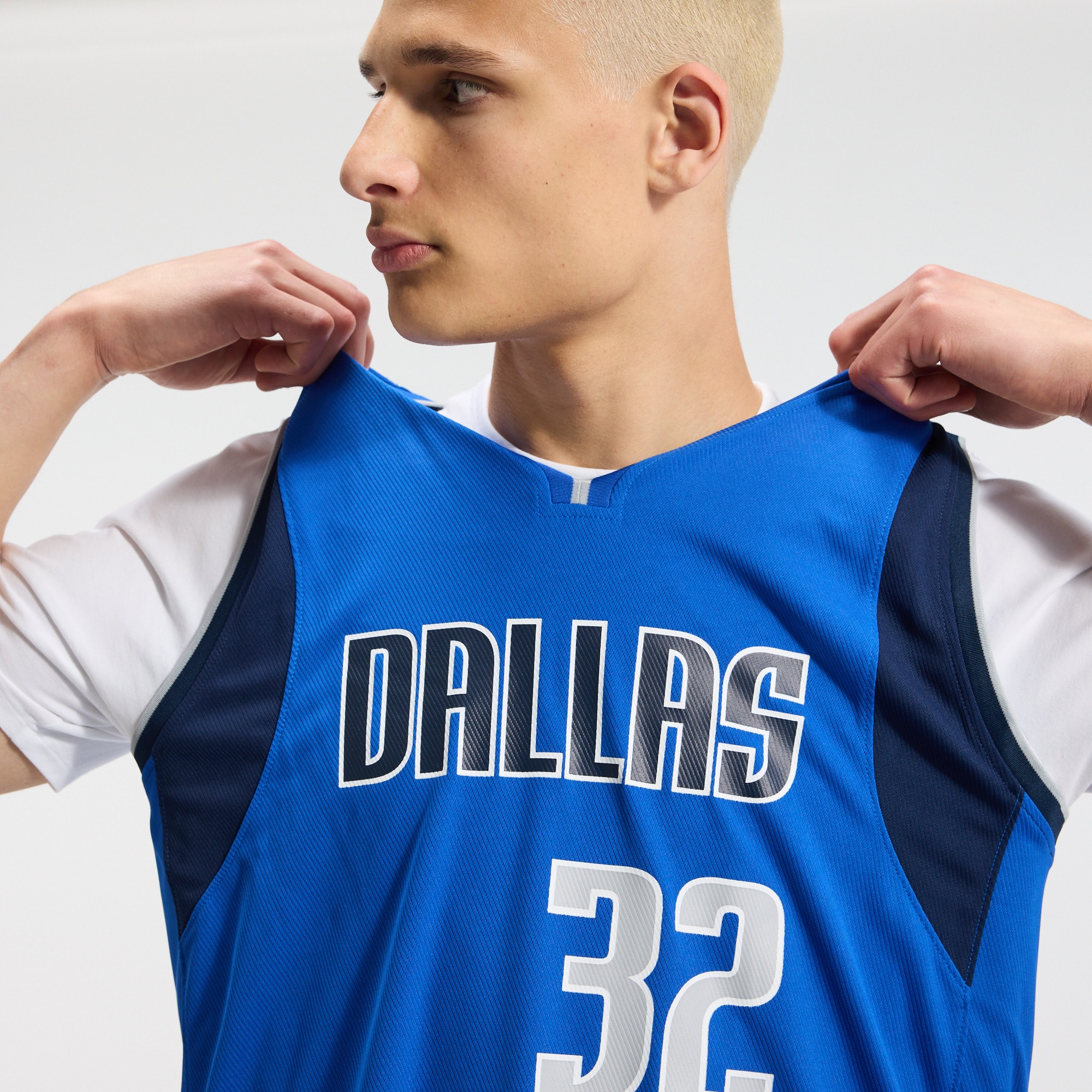 Cooper Flagg Dallas Mavericks 2025 NBA Draft First Round Pick Fast Break Replica Jersey - Icon Edition - Blue - angle 8