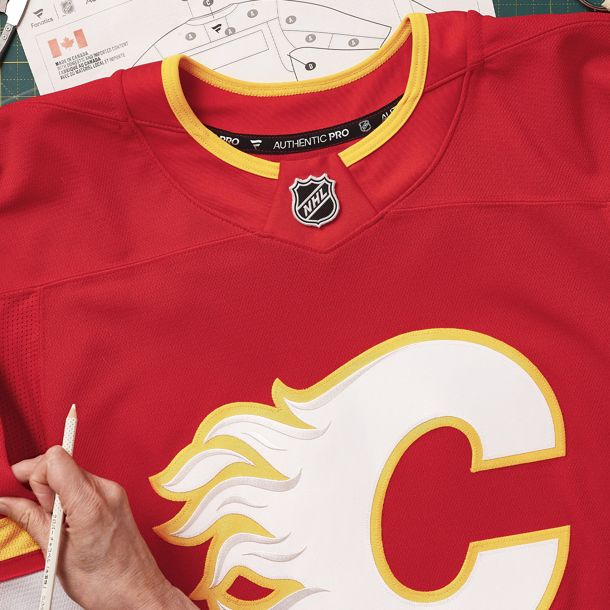 Calgary Flames Home Pro Custom Jersey - Red - angle 6
