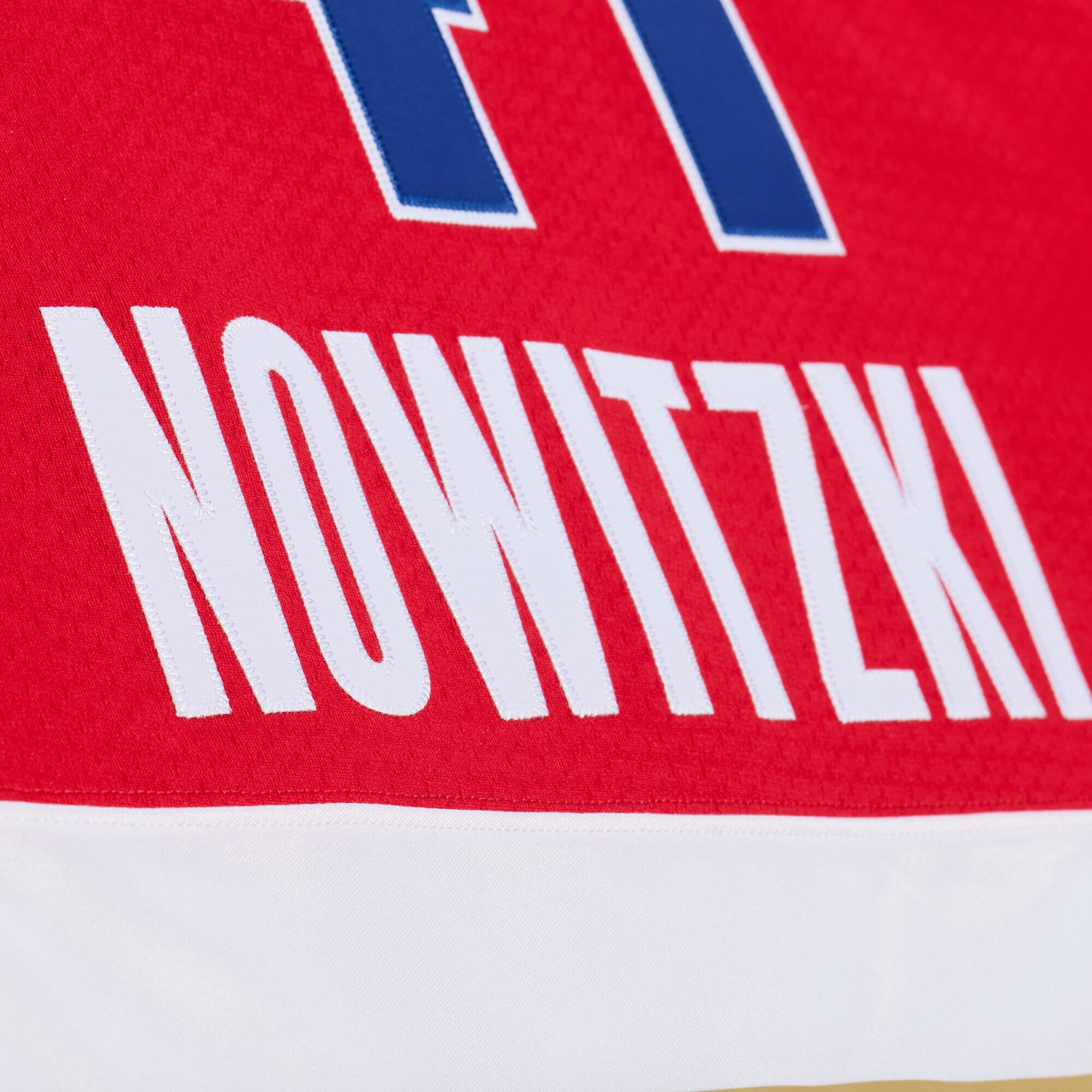Dirk Nowitzki 2006 NBA All-Star Game Jersey - Red/White - angle 8