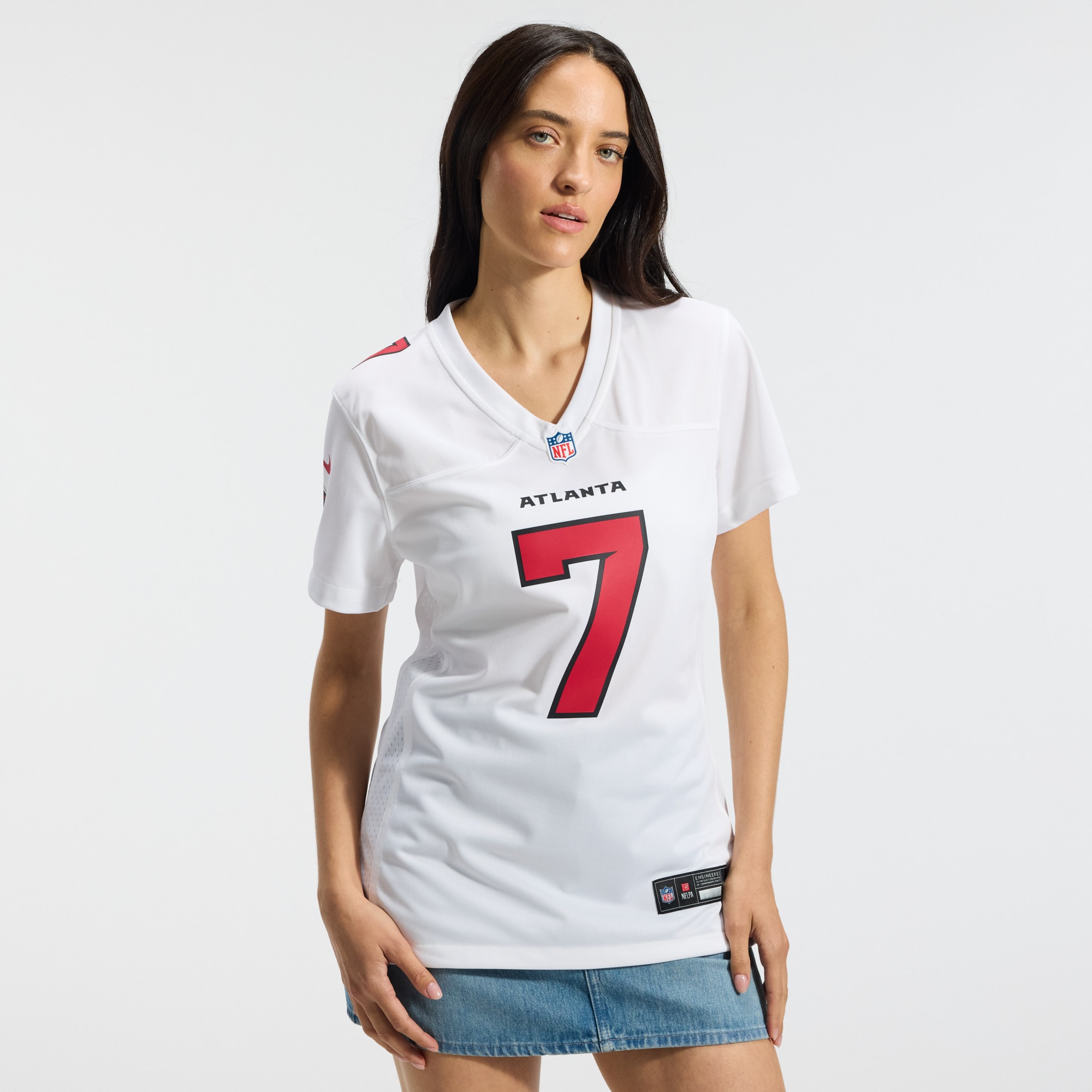 Bijan Robinson Atlanta Falcons Women's Game Jersey - White - angle 4