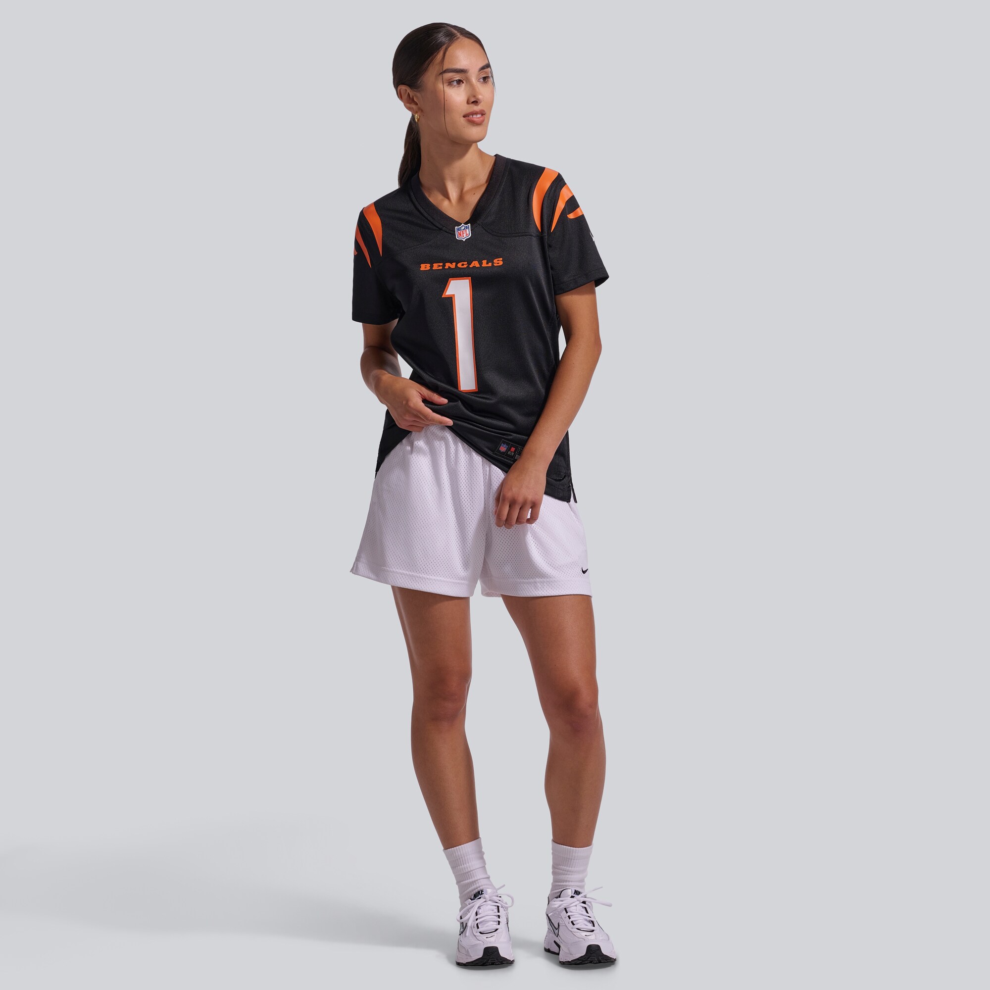 Ja'Marr Chase #1 Cincinnati Bengals Women's Game Jersey - Black - angle 6