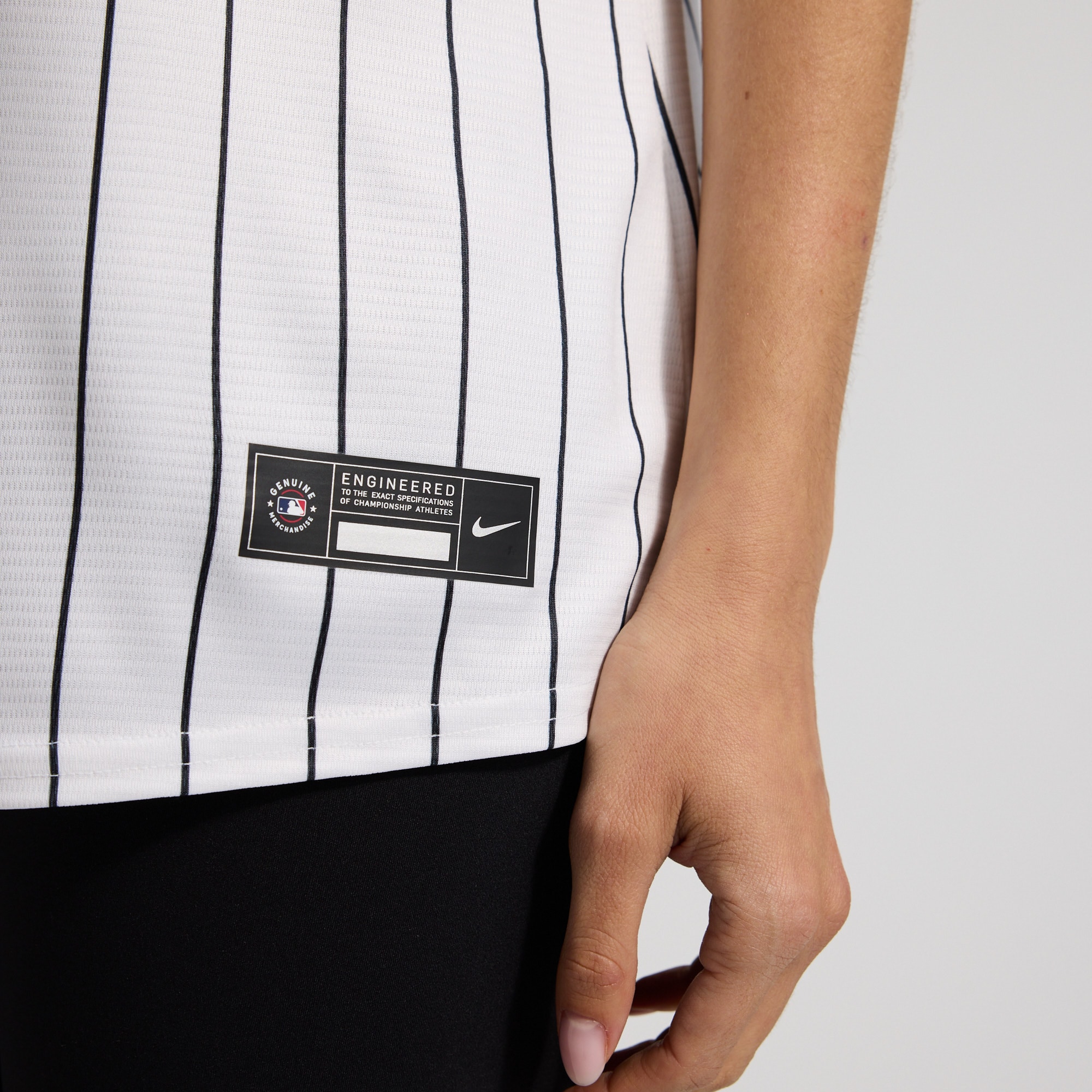 Chicago White Sox Women's Home Replica Team Jersey - White - angle 7