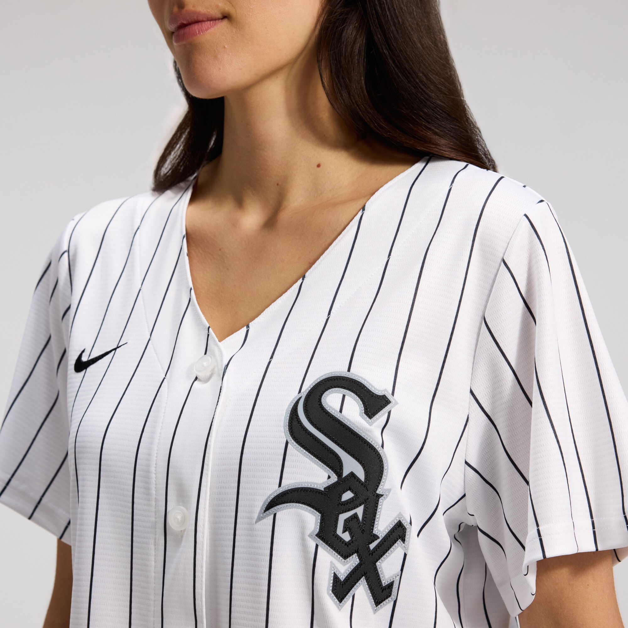 Chicago White Sox Women's Home Replica Team Jersey - White - angle 8