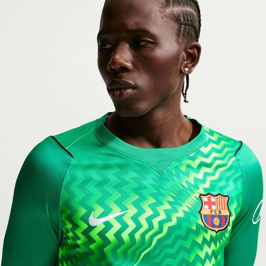 Barcelona Goalkeeper Shirt 26/27 Long Sleeves-League Wear Hub