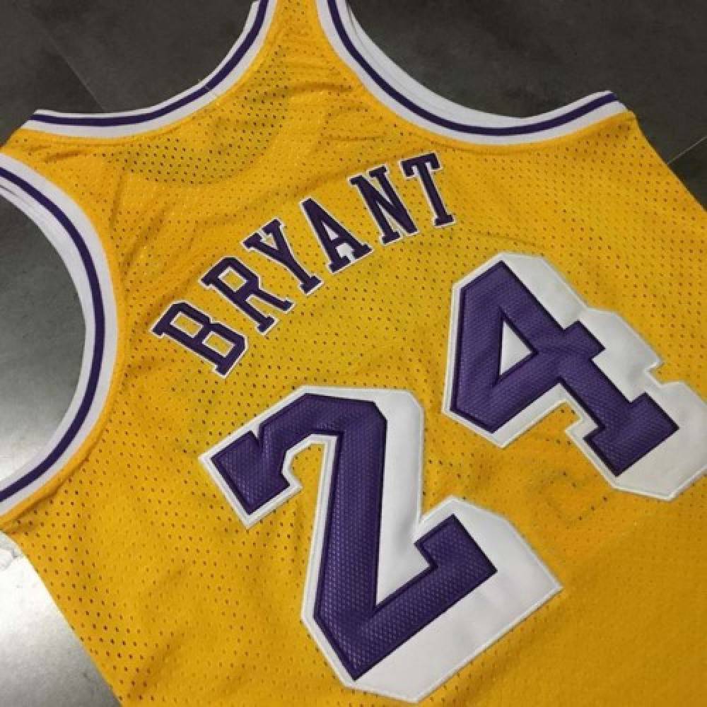 Men's Los Angeles Lakers Kobe Bryant #24 Throwback Yellow 07/08 Hardwood Classics Jersey-League Wear Hub