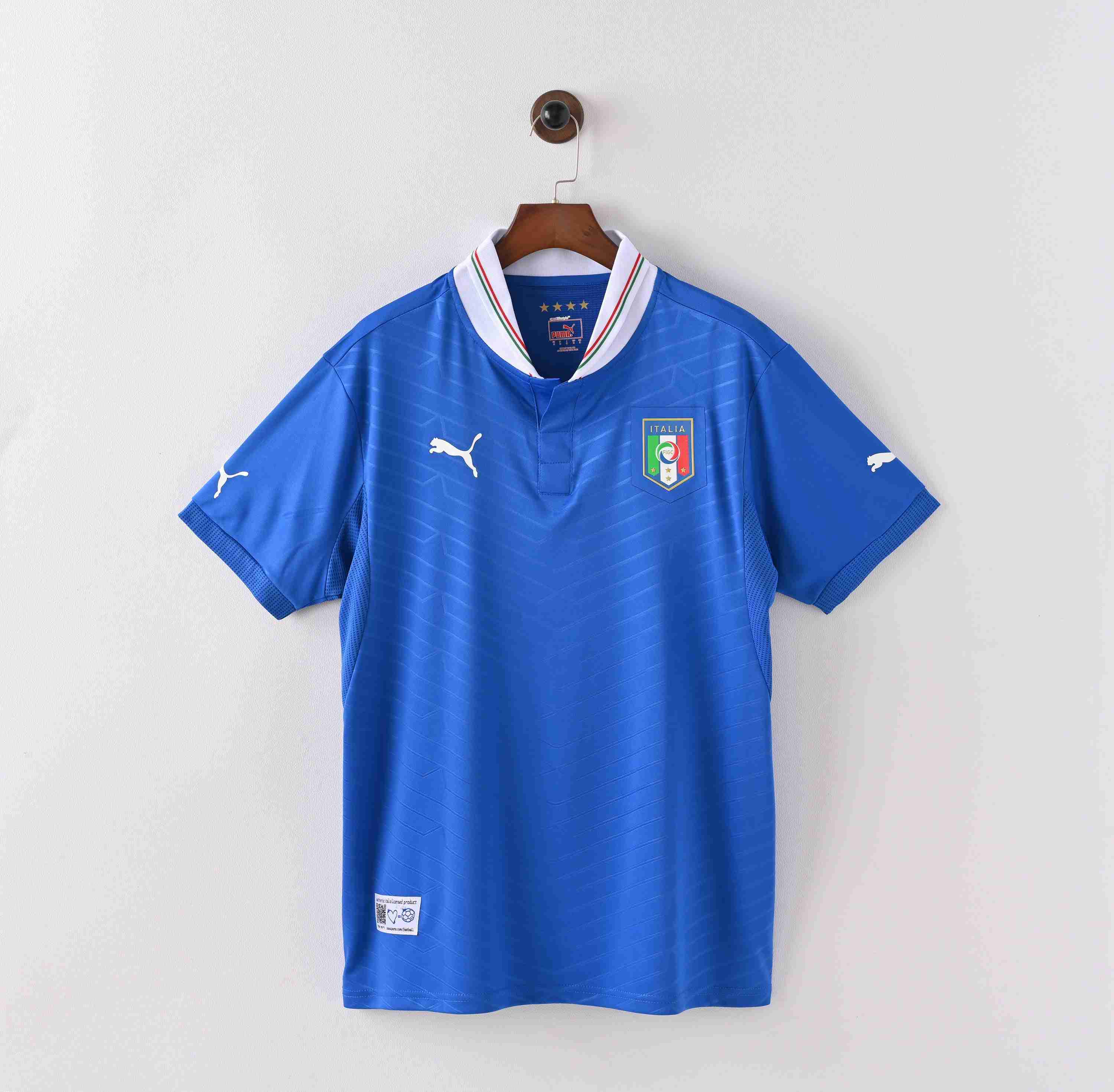 Men's Italy Retro Vintage 2012 Home Jersey-League Wear Hub