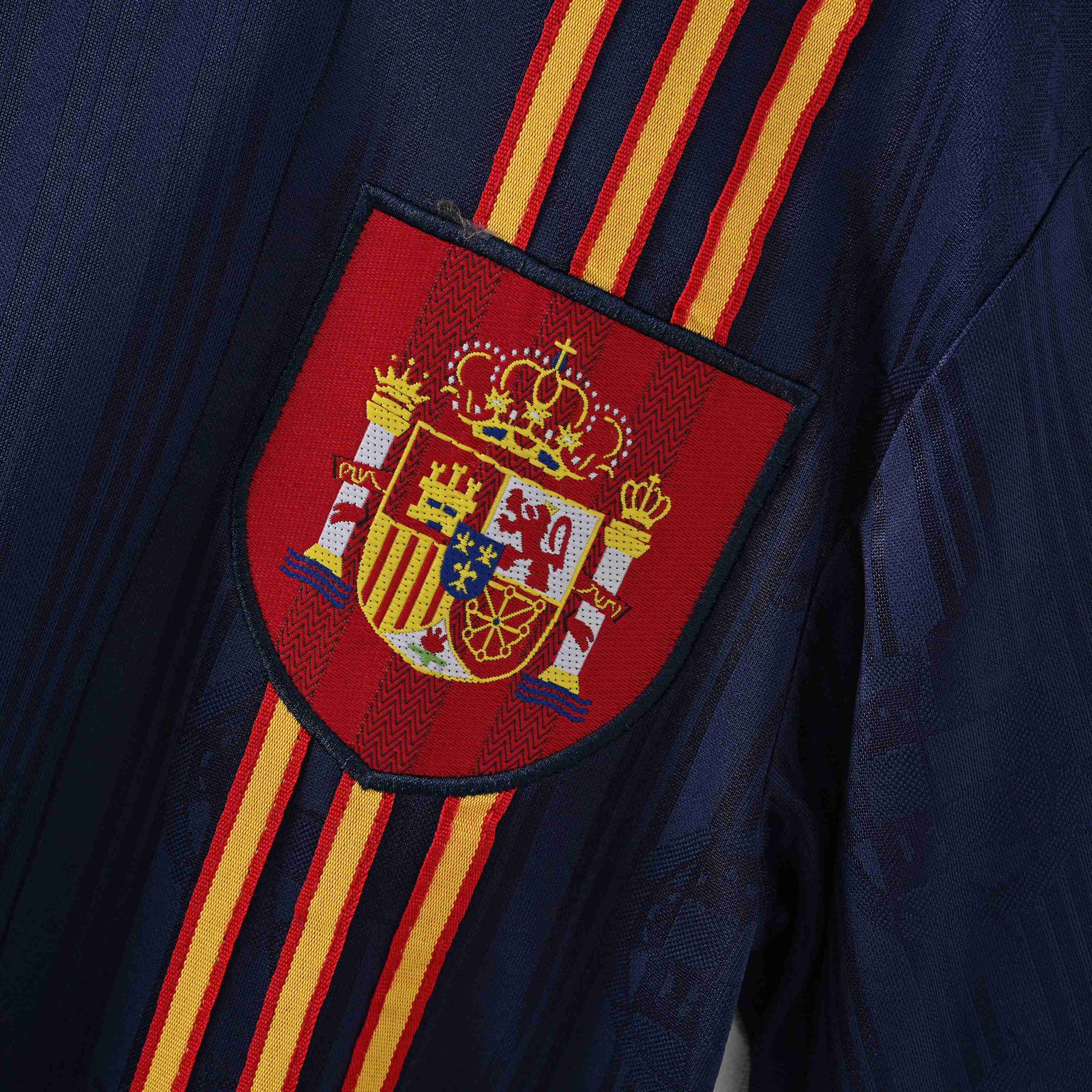 Men's Spain Retro Vintage 1996 Away Jersey-League Wear Hub