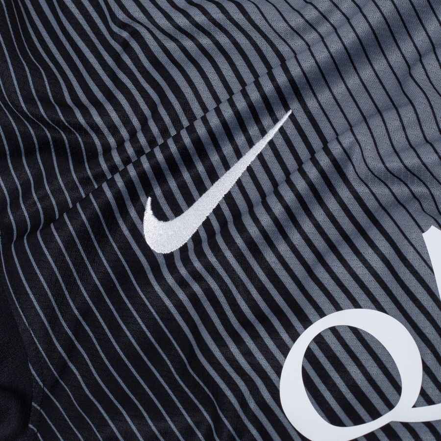 Paris Saint Germain Goalkeeper Shirt 25/26 Long Sleeves-League Wear Hub