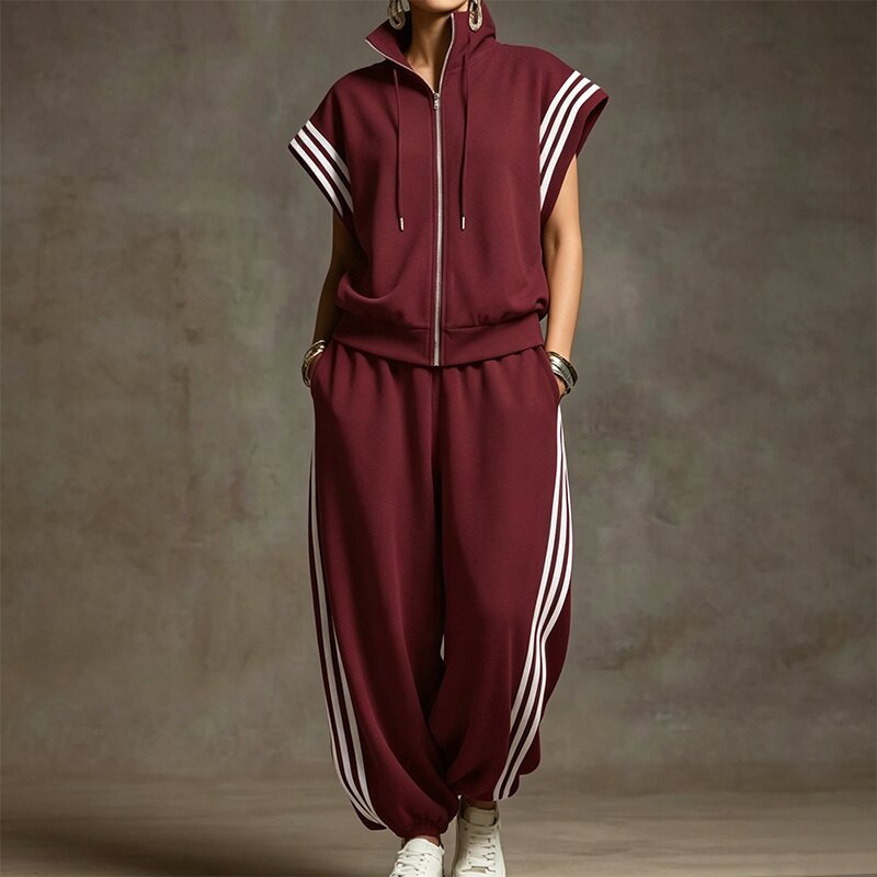 2026 New Women's Casual Sportswear Set: Zip-Up Stand-Collar Striped Color-Block Design