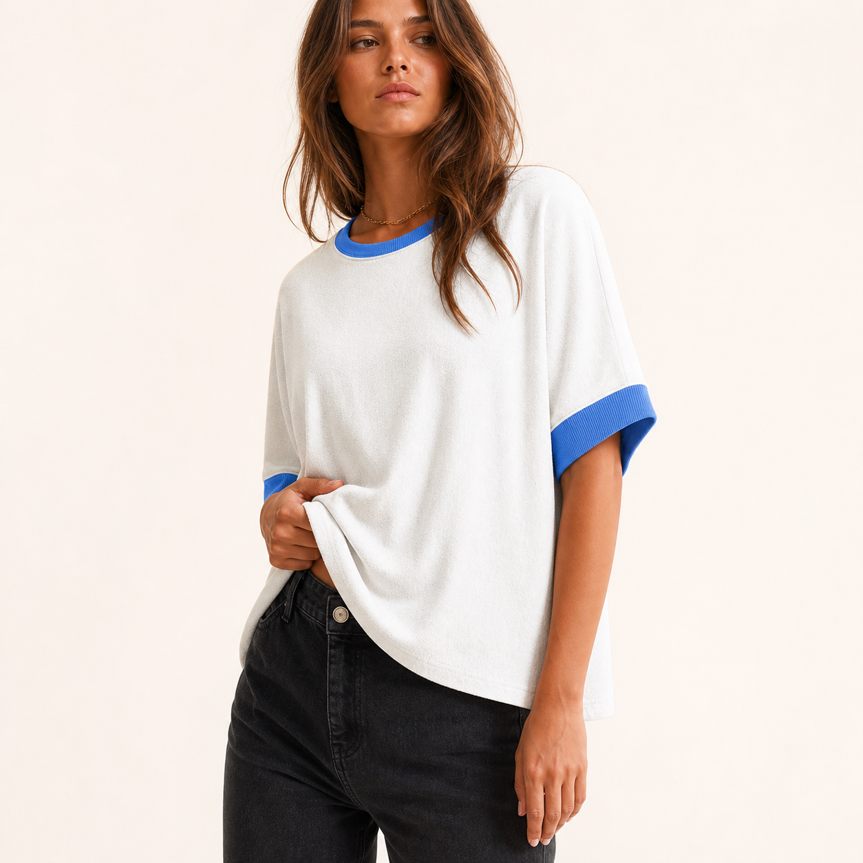 Women's contrast-trim relaxed tee model