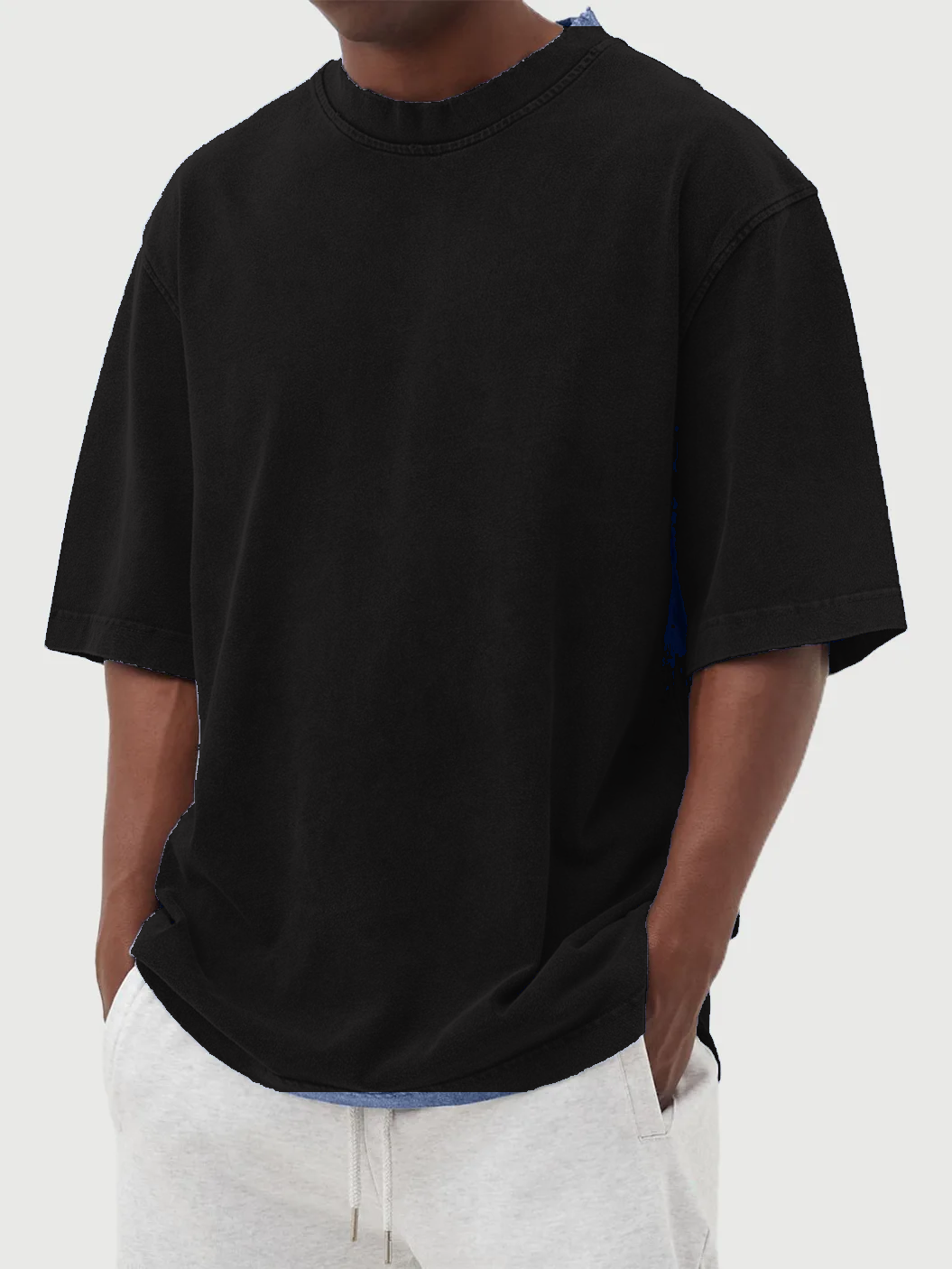 Black men's oversized washed tee model