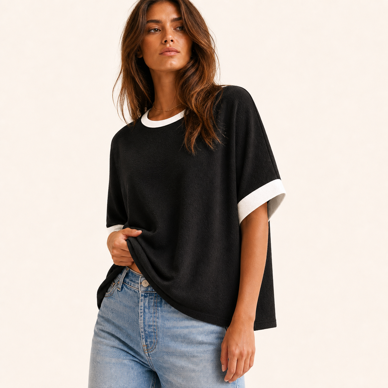 Black White women's contrast-trim relaxed tee
